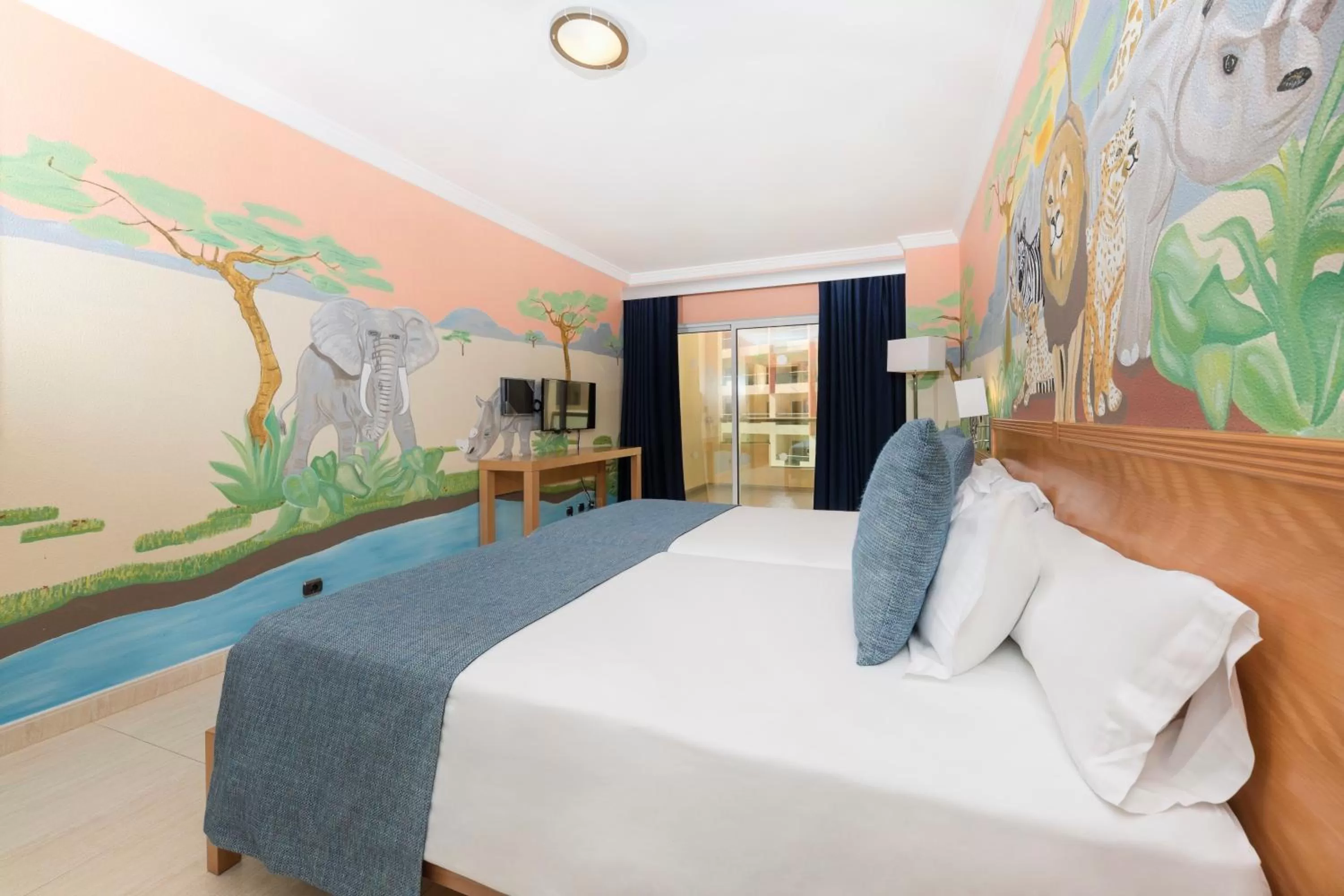 Photo of the whole room, Bed in Ukino Palmeiras Village - 24h All Inclusive