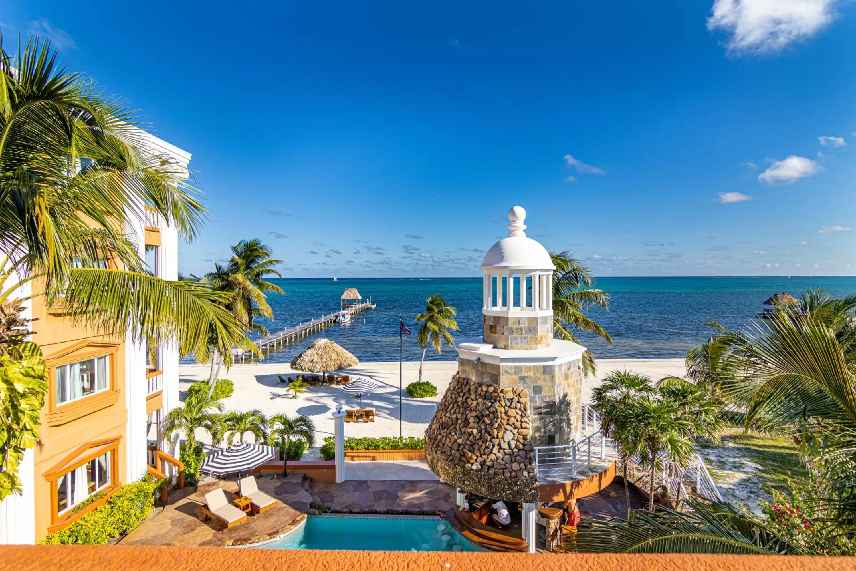 Day in Lighthouse Beach Villas