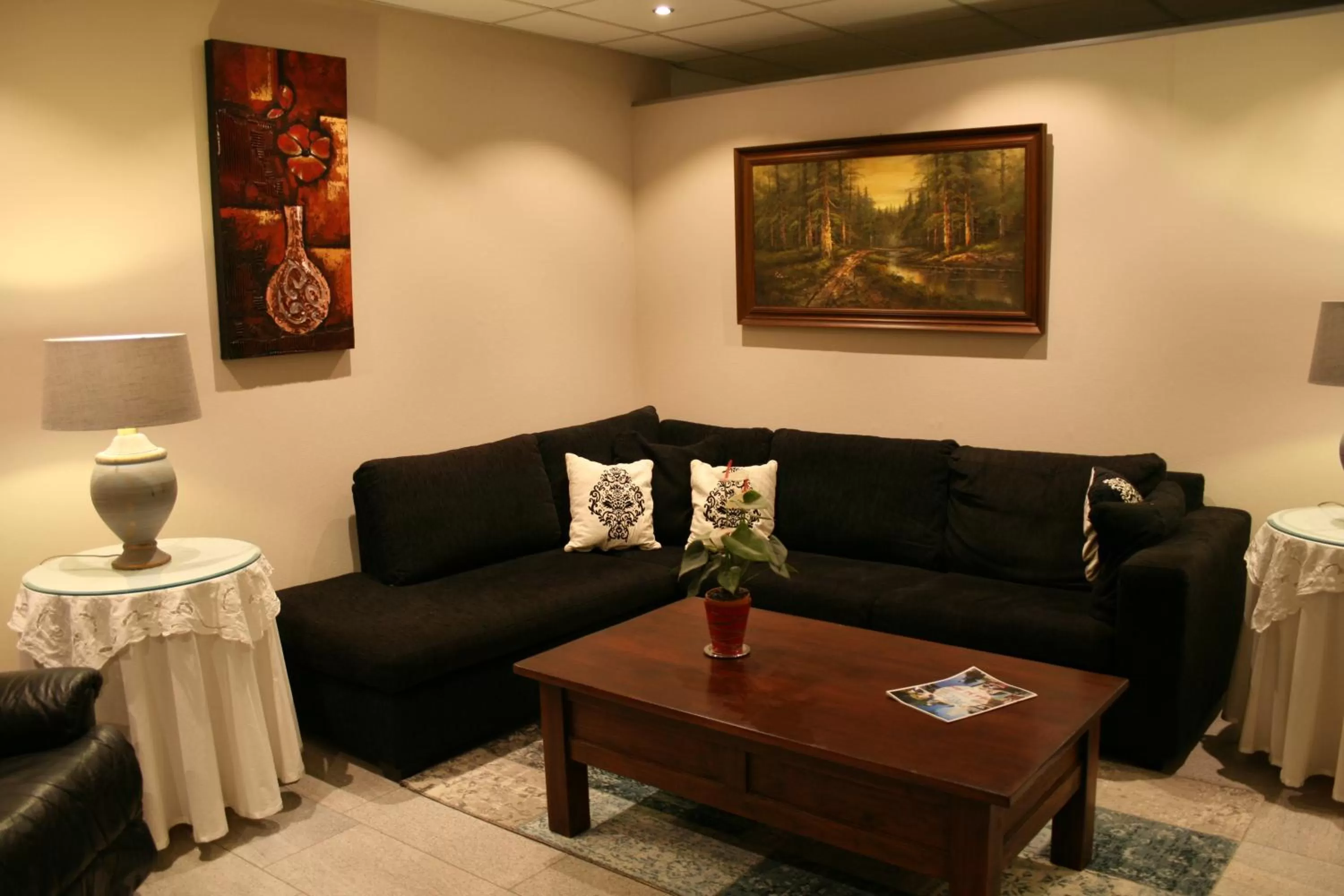 Lounge or bar, Seating Area in B&B De Tobbedanser Harlingen