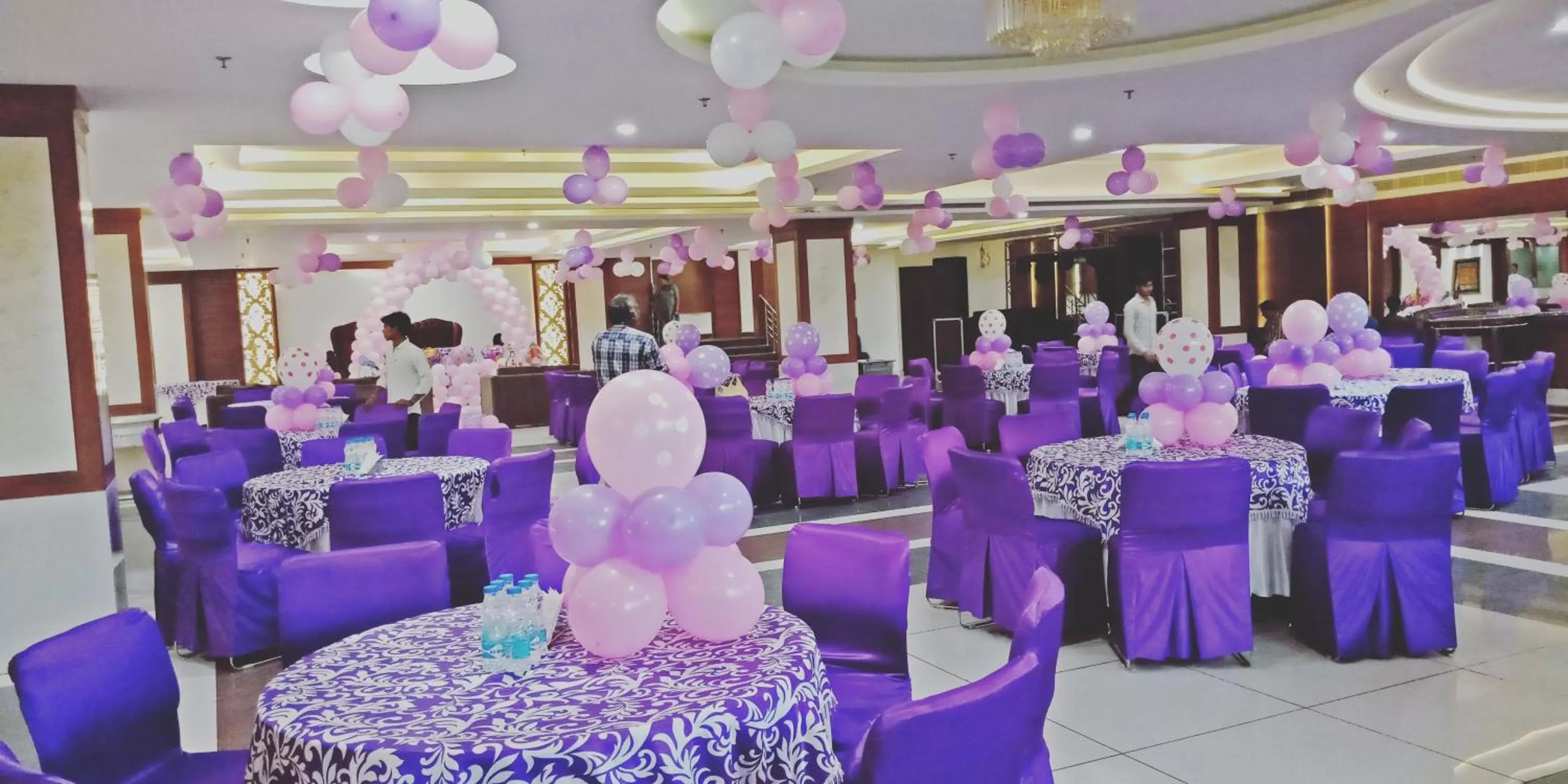 Banquet/Function facilities in Grand Hotel Nawanshahr