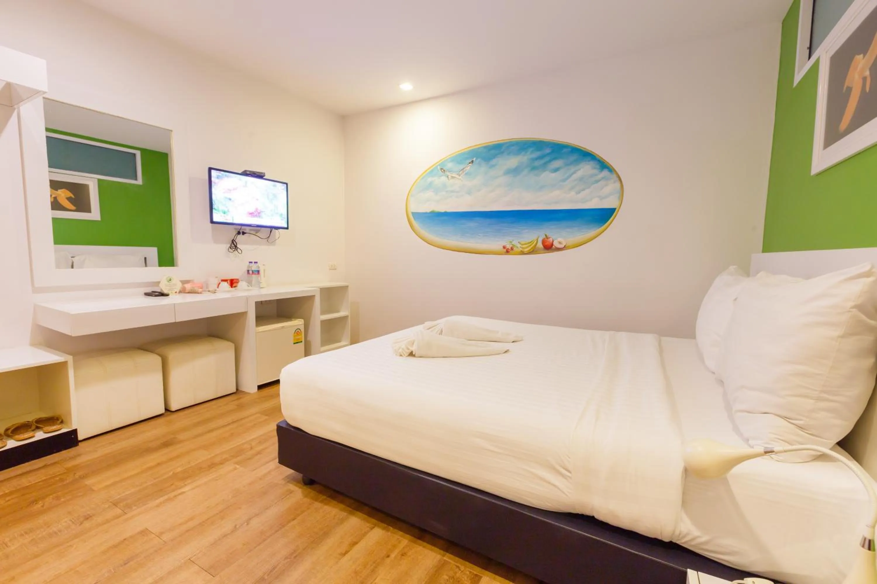 Photo of the whole room, Bed in The Frutta Boutique