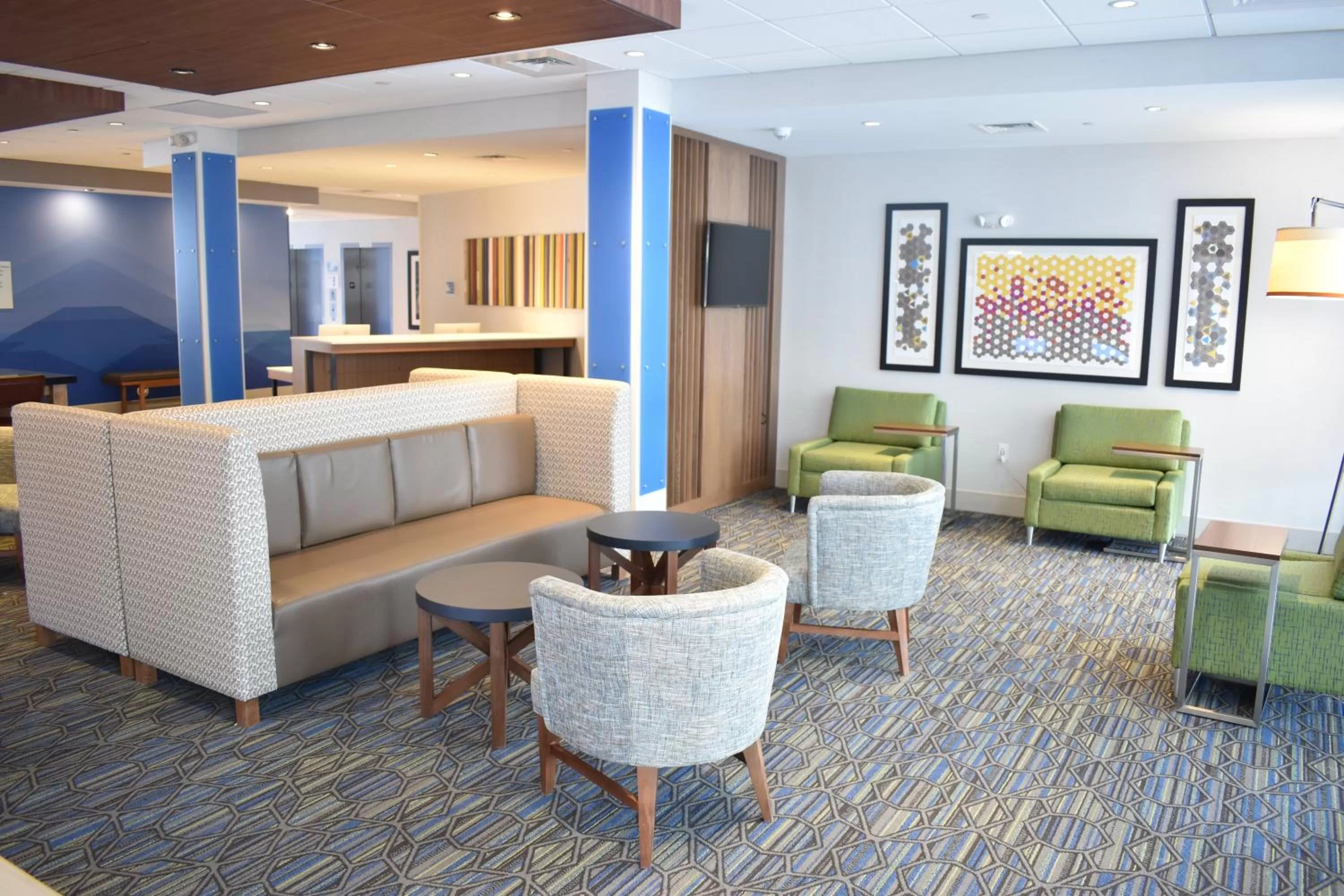 Property building in Holiday Inn Express & Suites - Boston South - Randolph by IHG