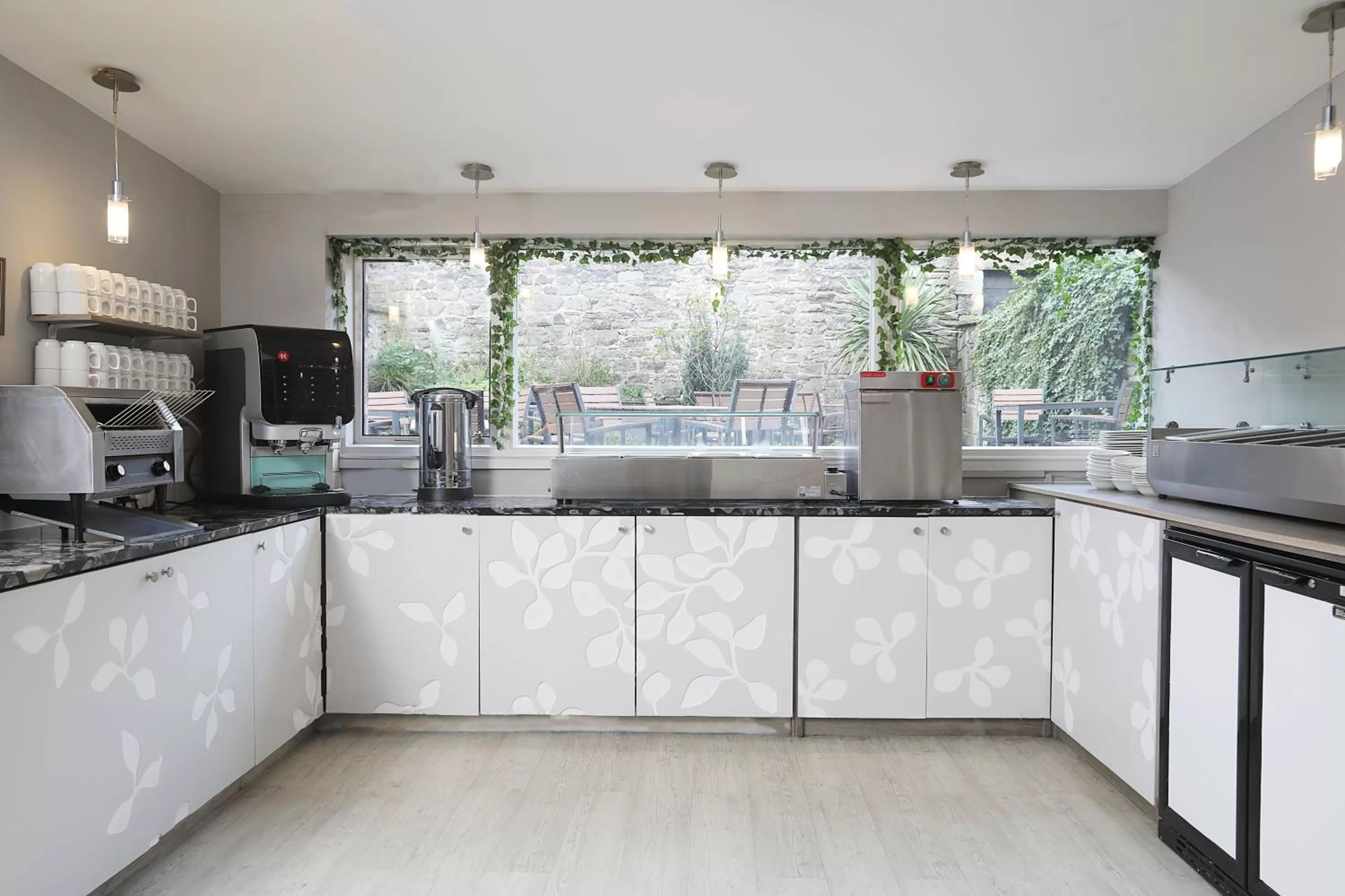 Breakfast in Cairn Hotel & Apartments