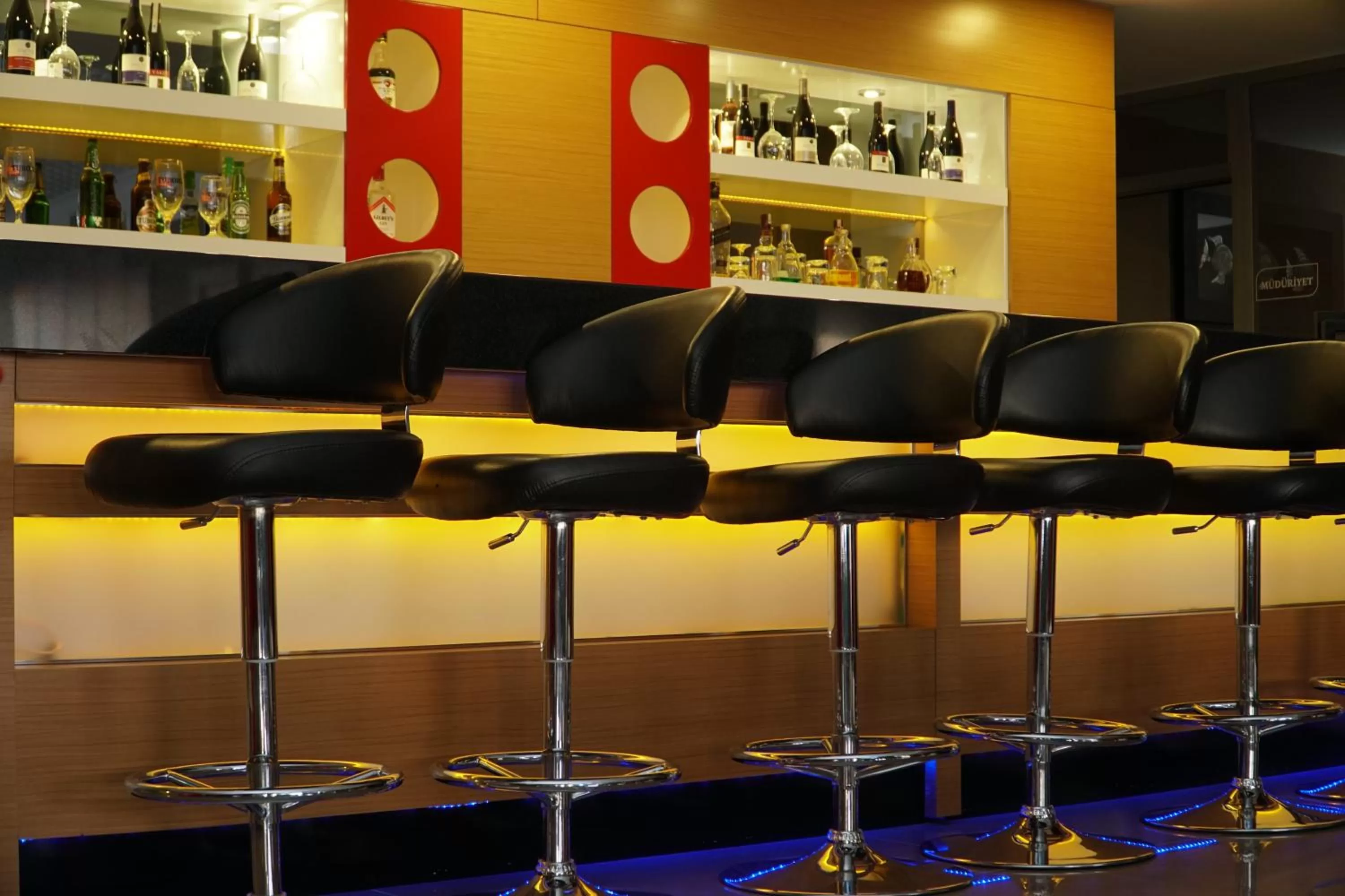 Lounge or bar in Efeler Hotel