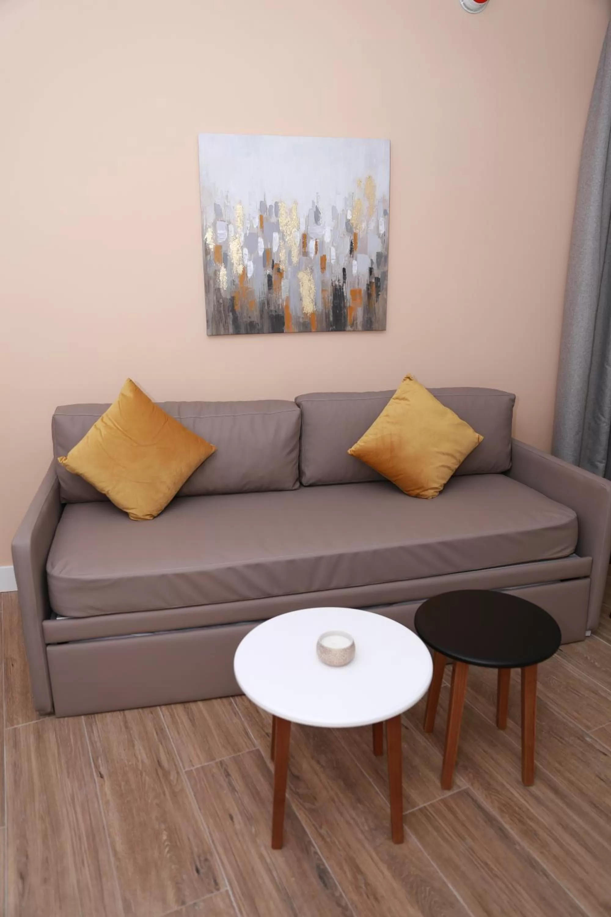 Living room in New Point Opera