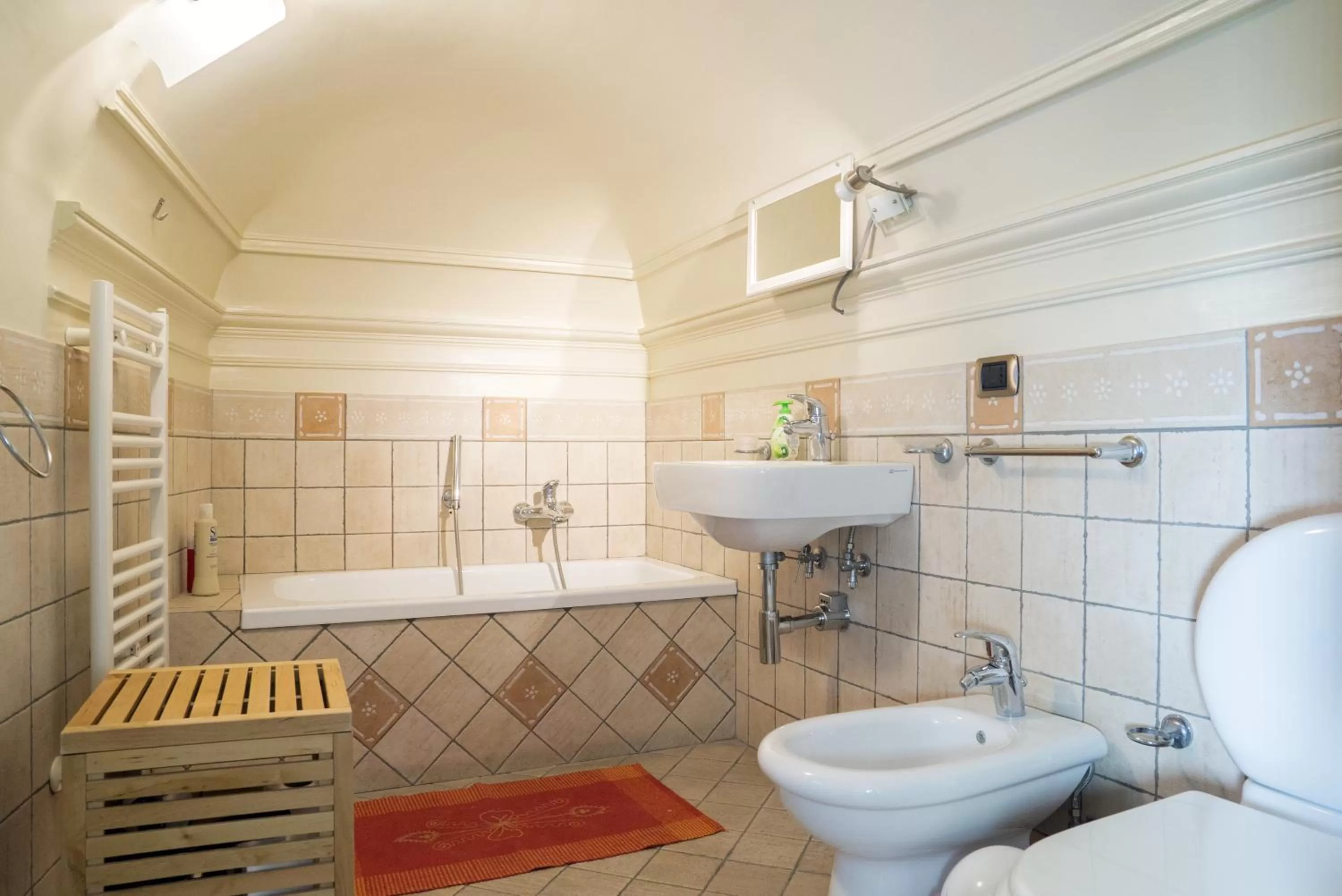 Bathroom in RossoCorallo B&B