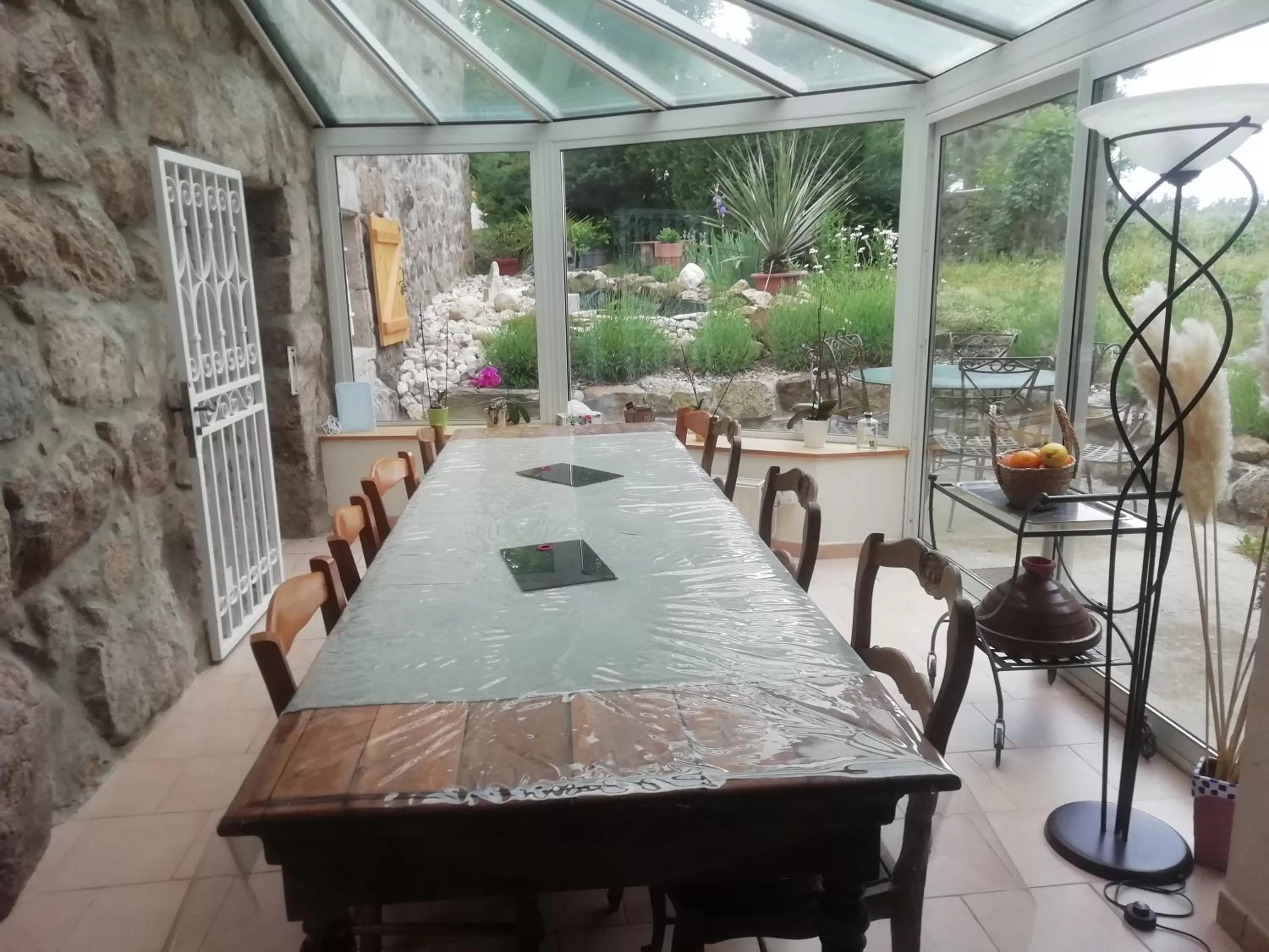 Property building, Restaurant/Places to Eat in Chez Sophie et Gilles