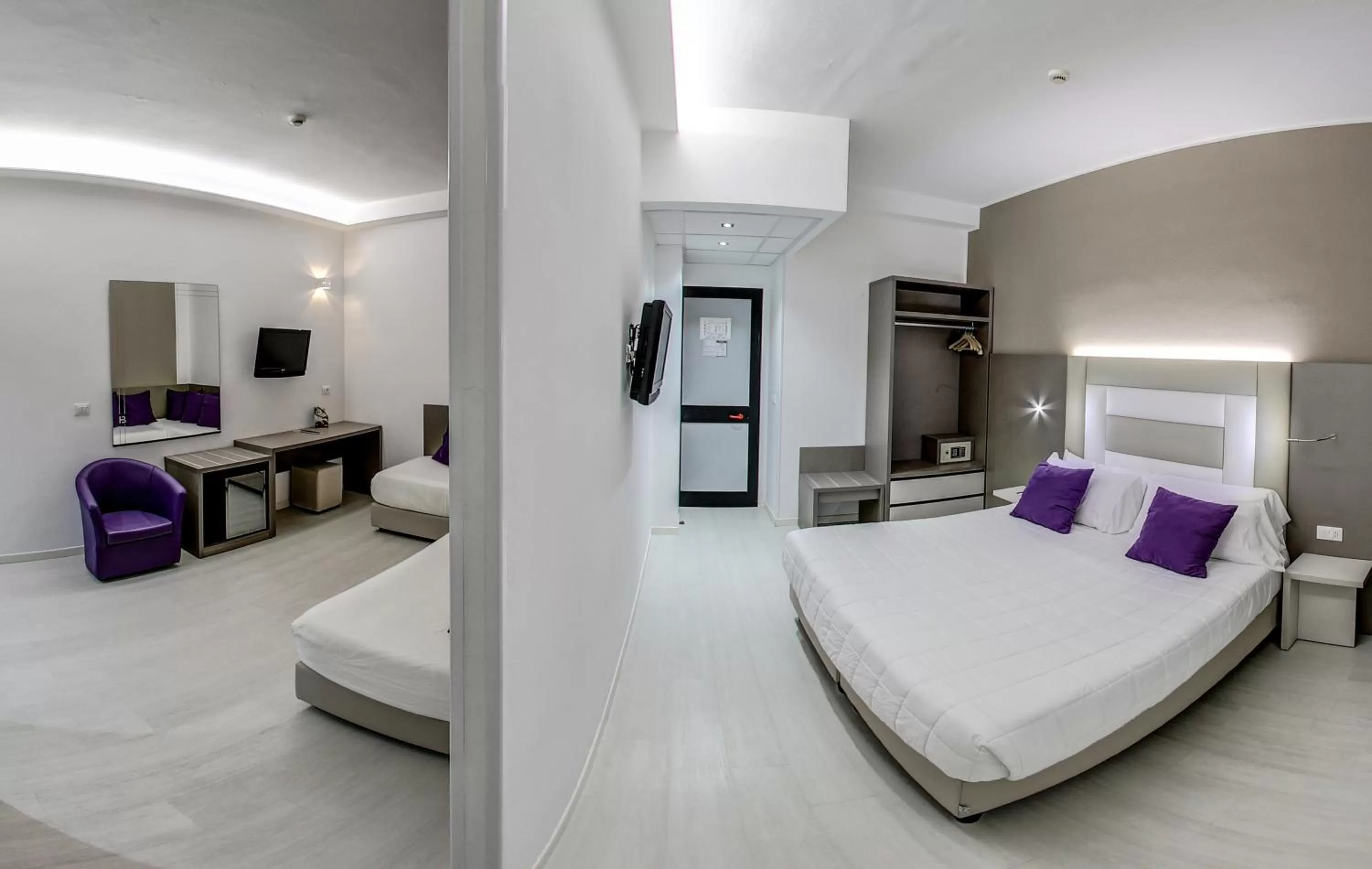 Bedroom, Bed in Hotel Boemia