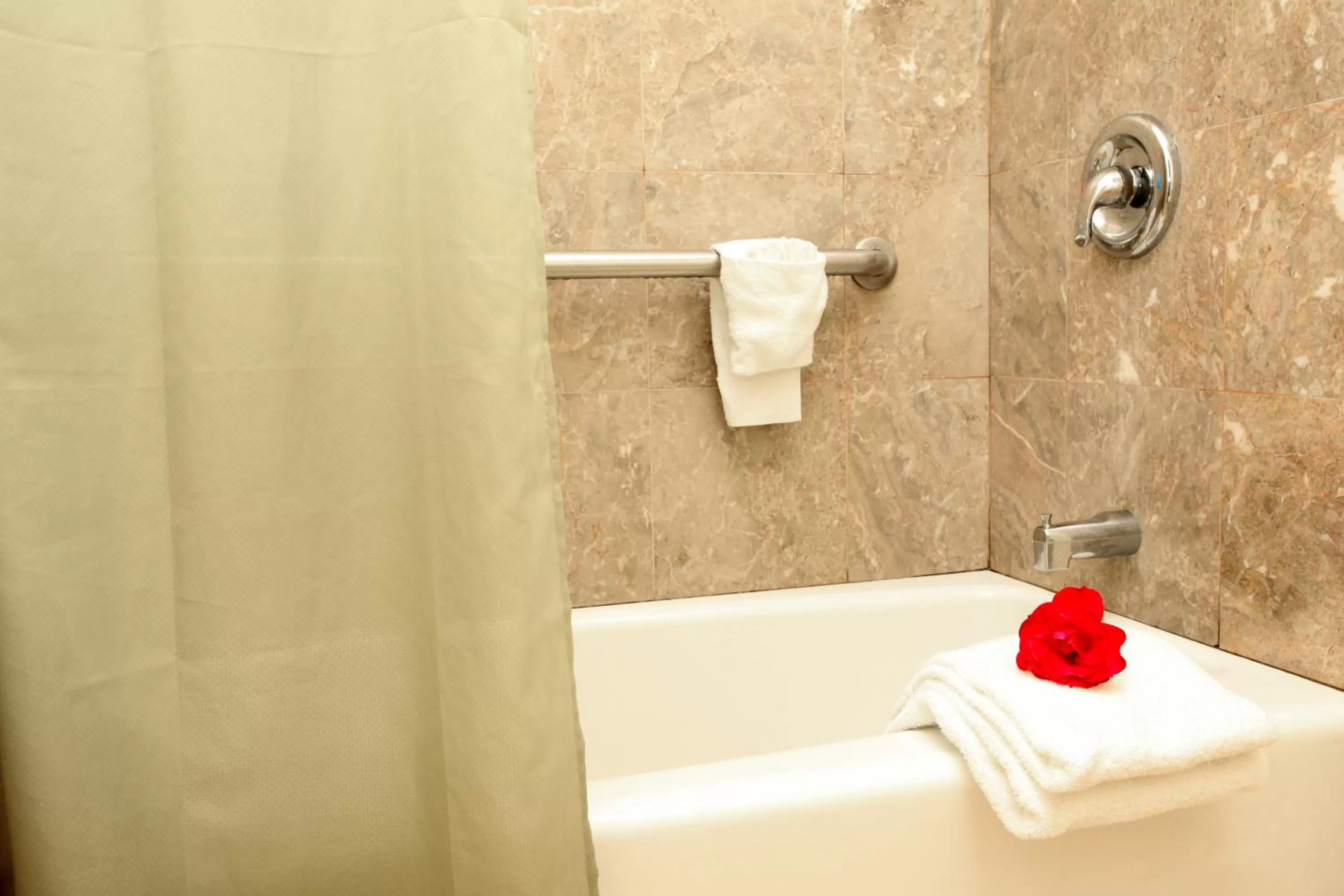 Bathroom in Monterey Oceanside Inn