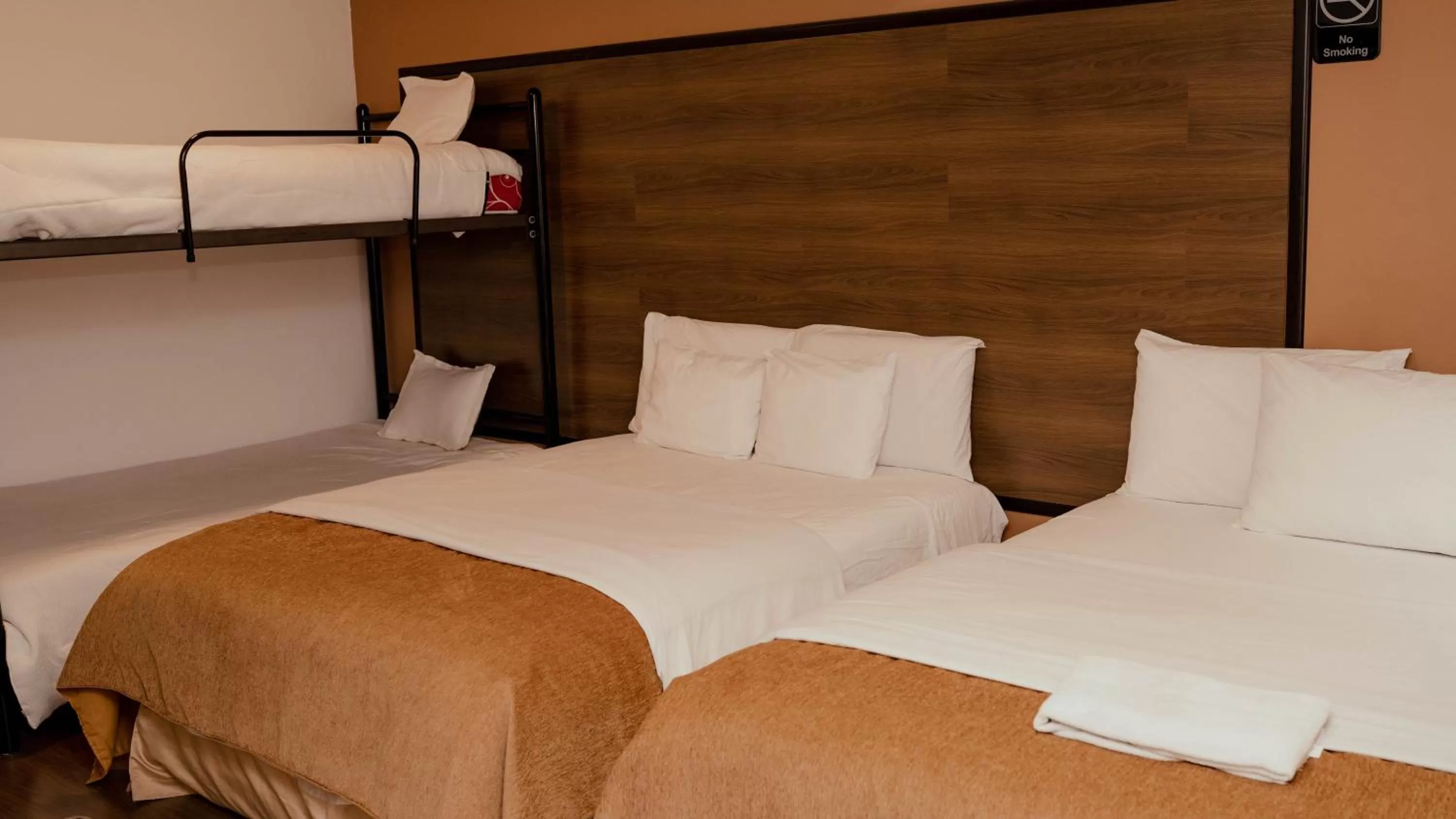 Bed in Hotel La Farola