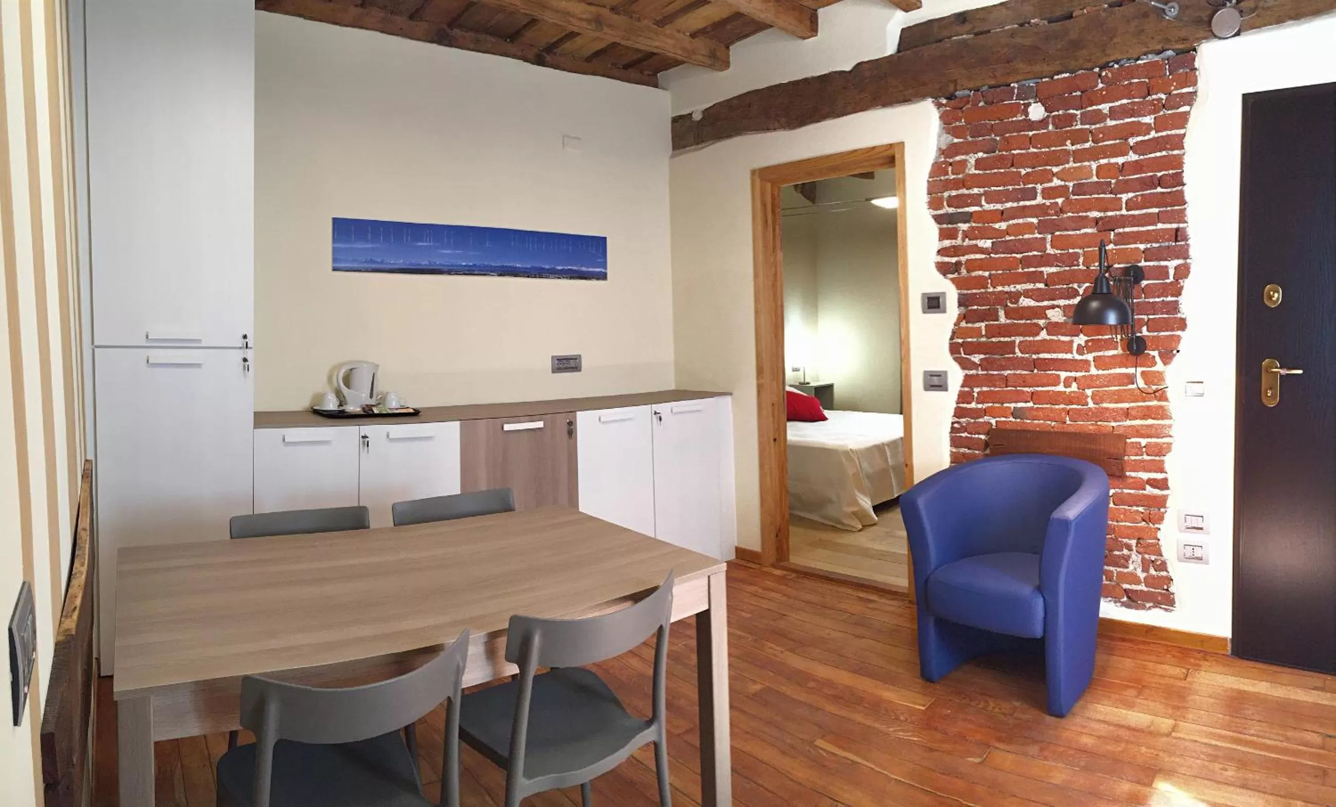 Seating area in Osteria Senza Fretta Rooms for Rent