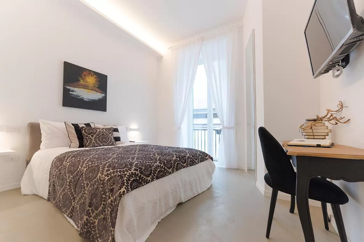 Bed in A Misura Duomo Rooms & Apartment - LS Accommodations