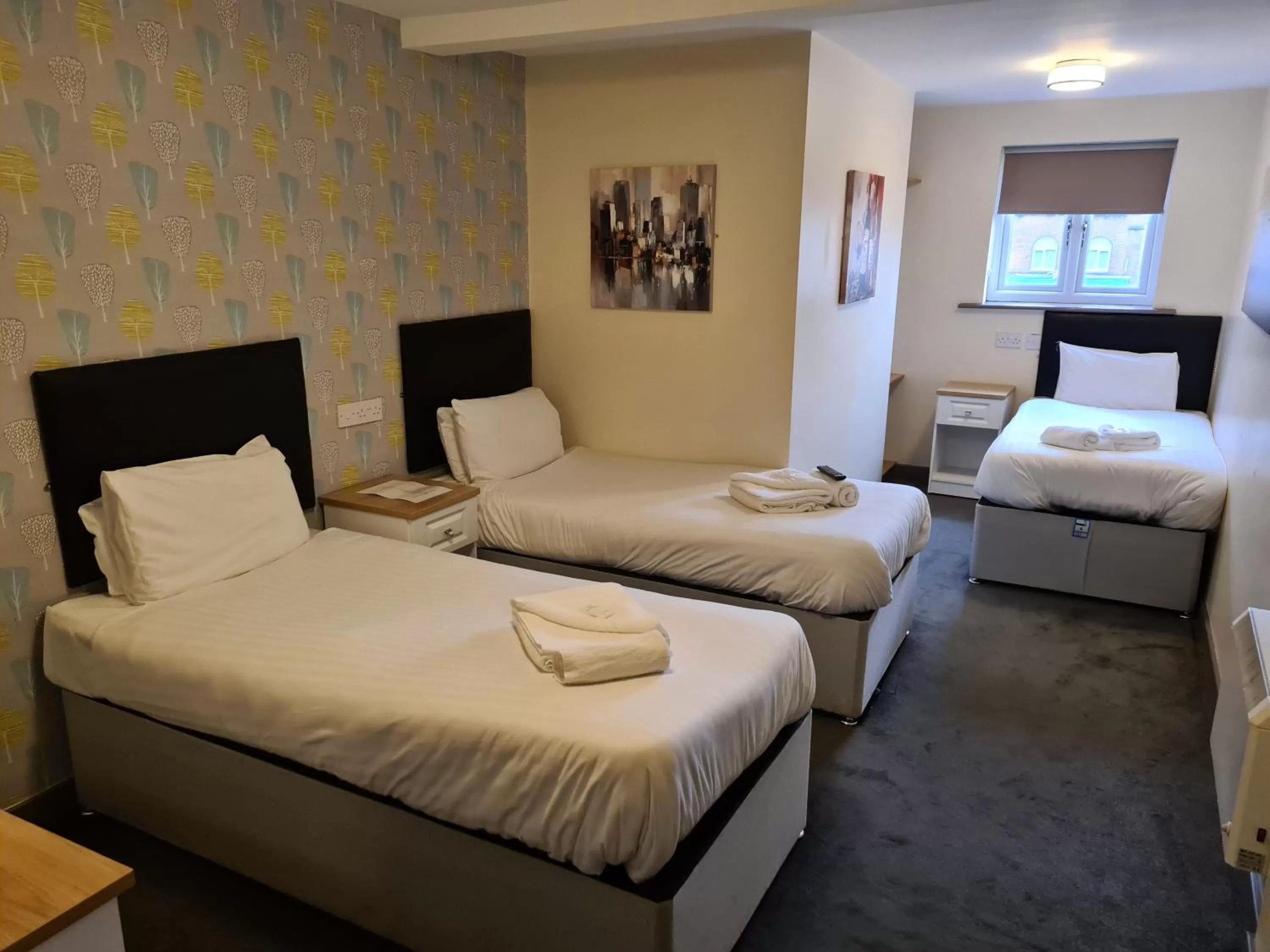 Photo of the whole room, Bed in The Avenue Club and Lodge