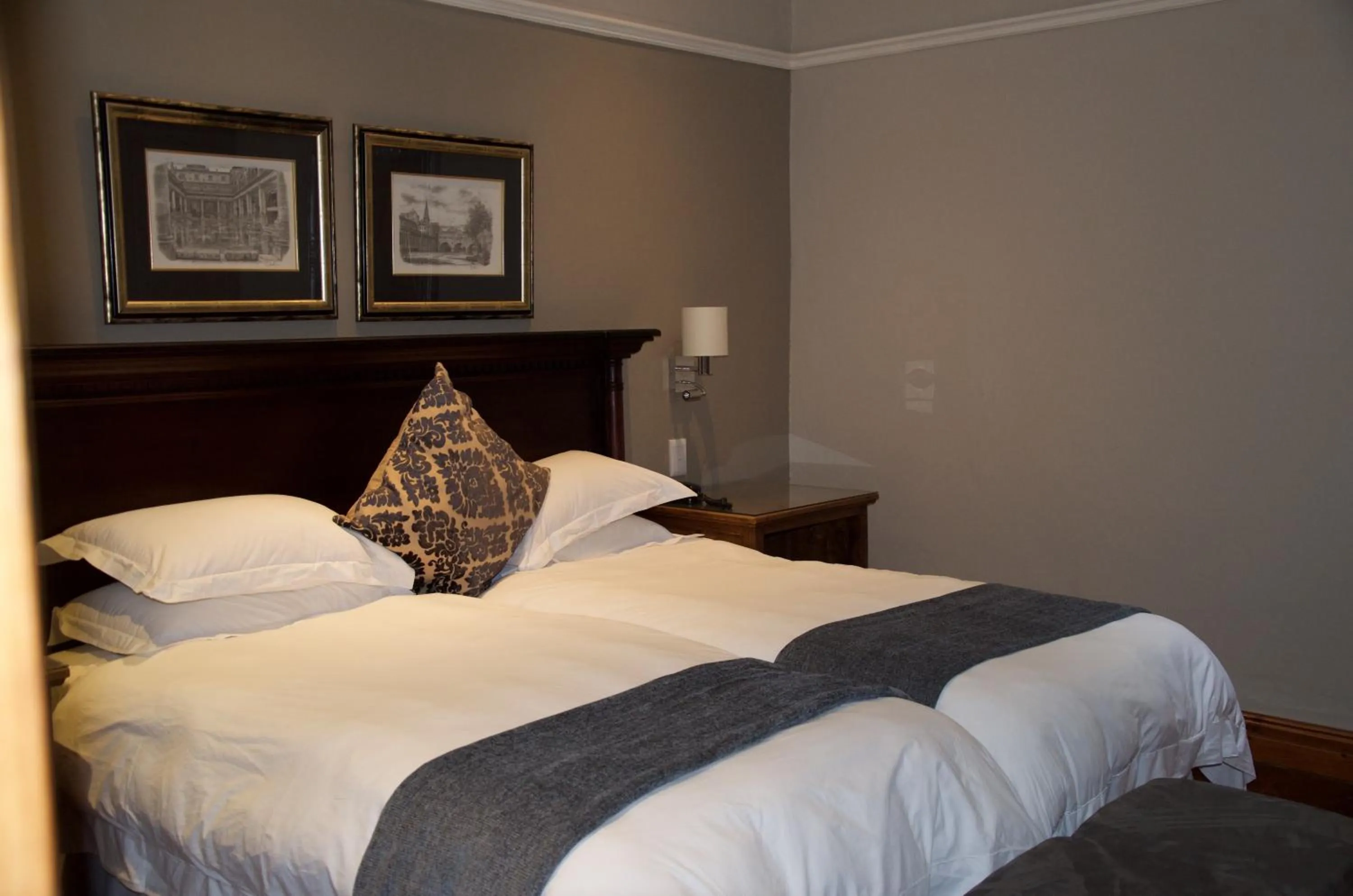 Bedroom, Bed in Lemoenkloof Boutique Hotel