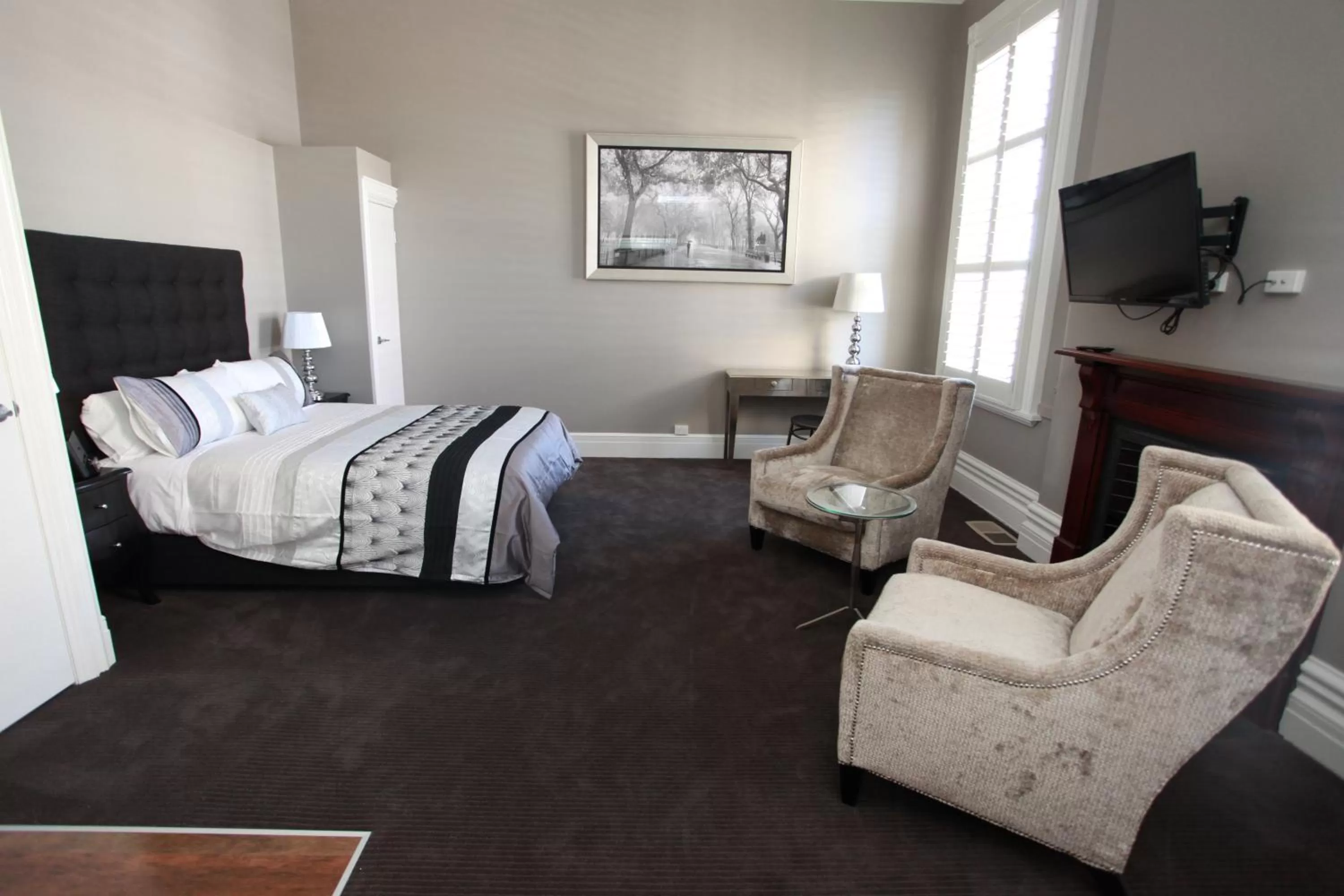 Bedroom, Bed in Ballarat Premier Apartments