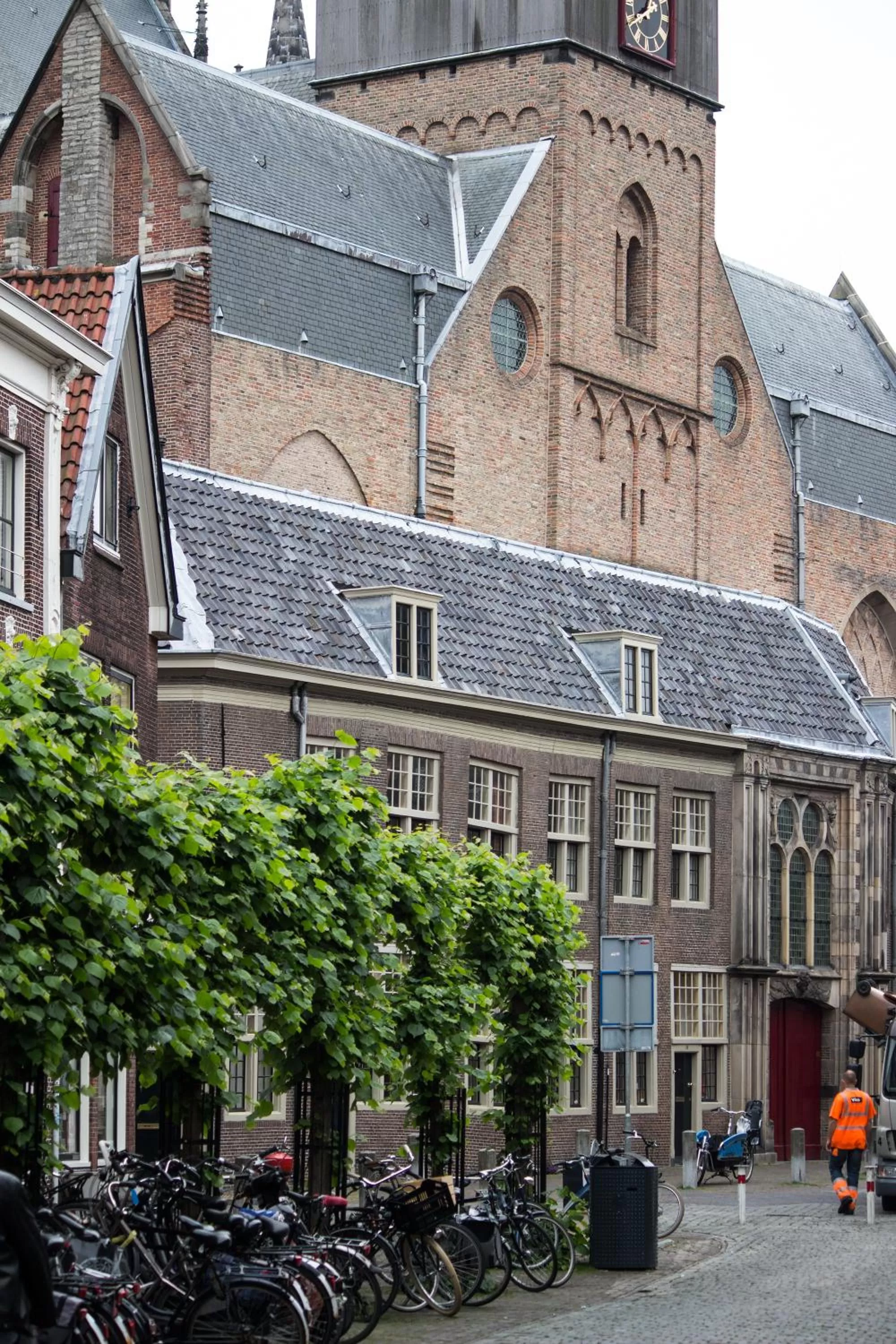 Property building in NR22 Leiden