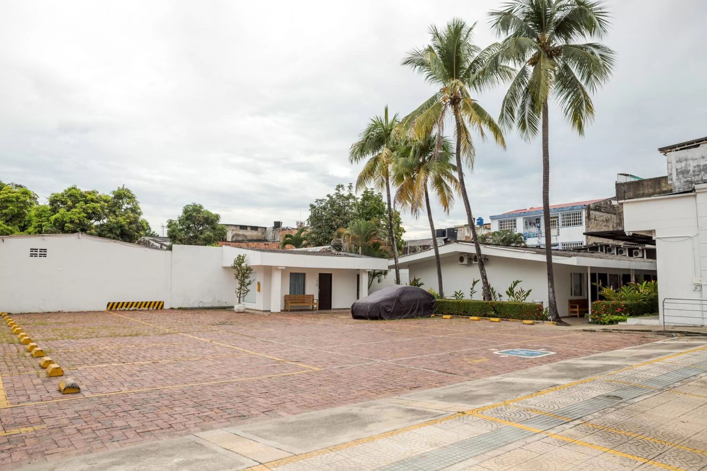 Property building in Hotel Manantial Melgar