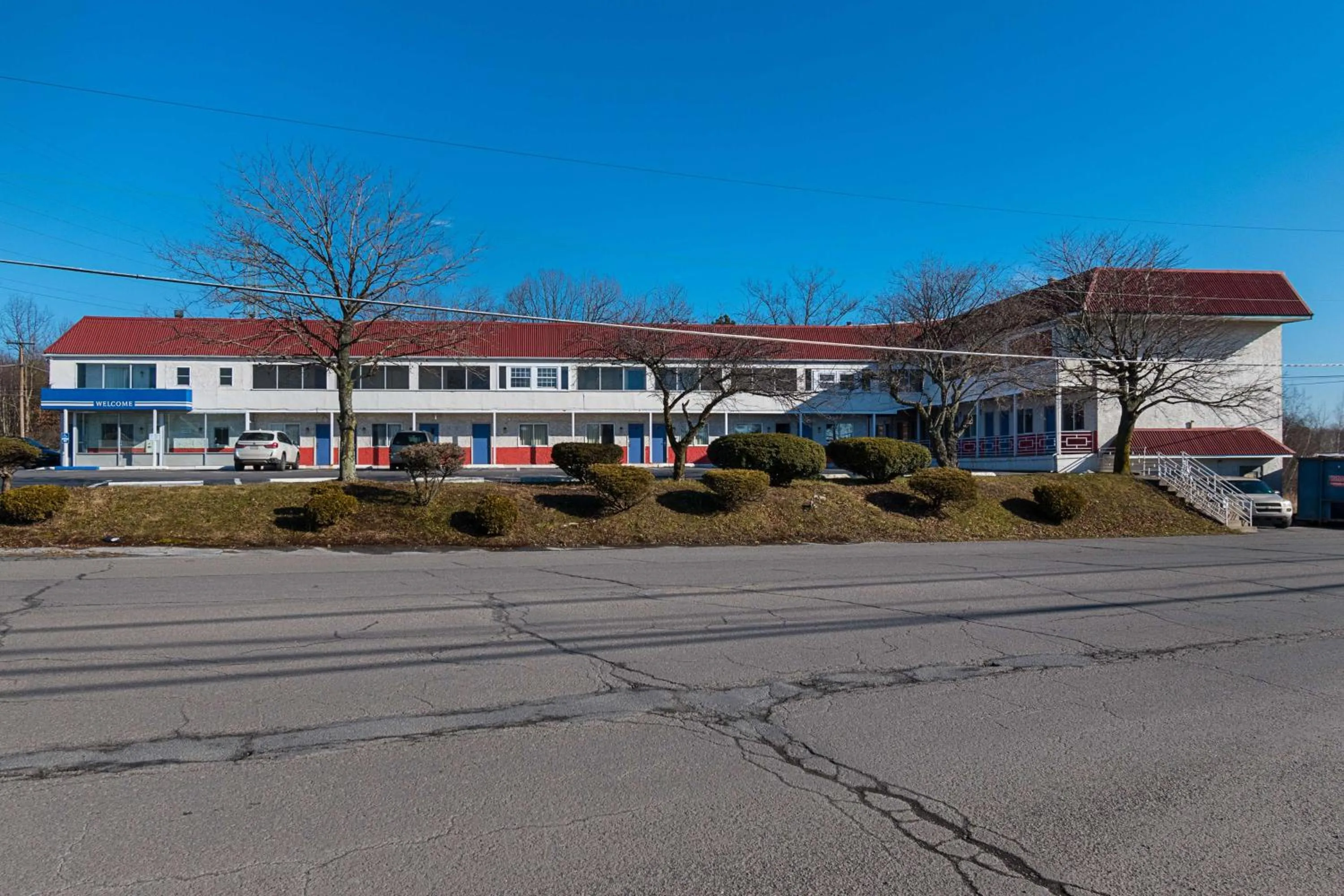 Property building in Motel 6-Frackville, PA