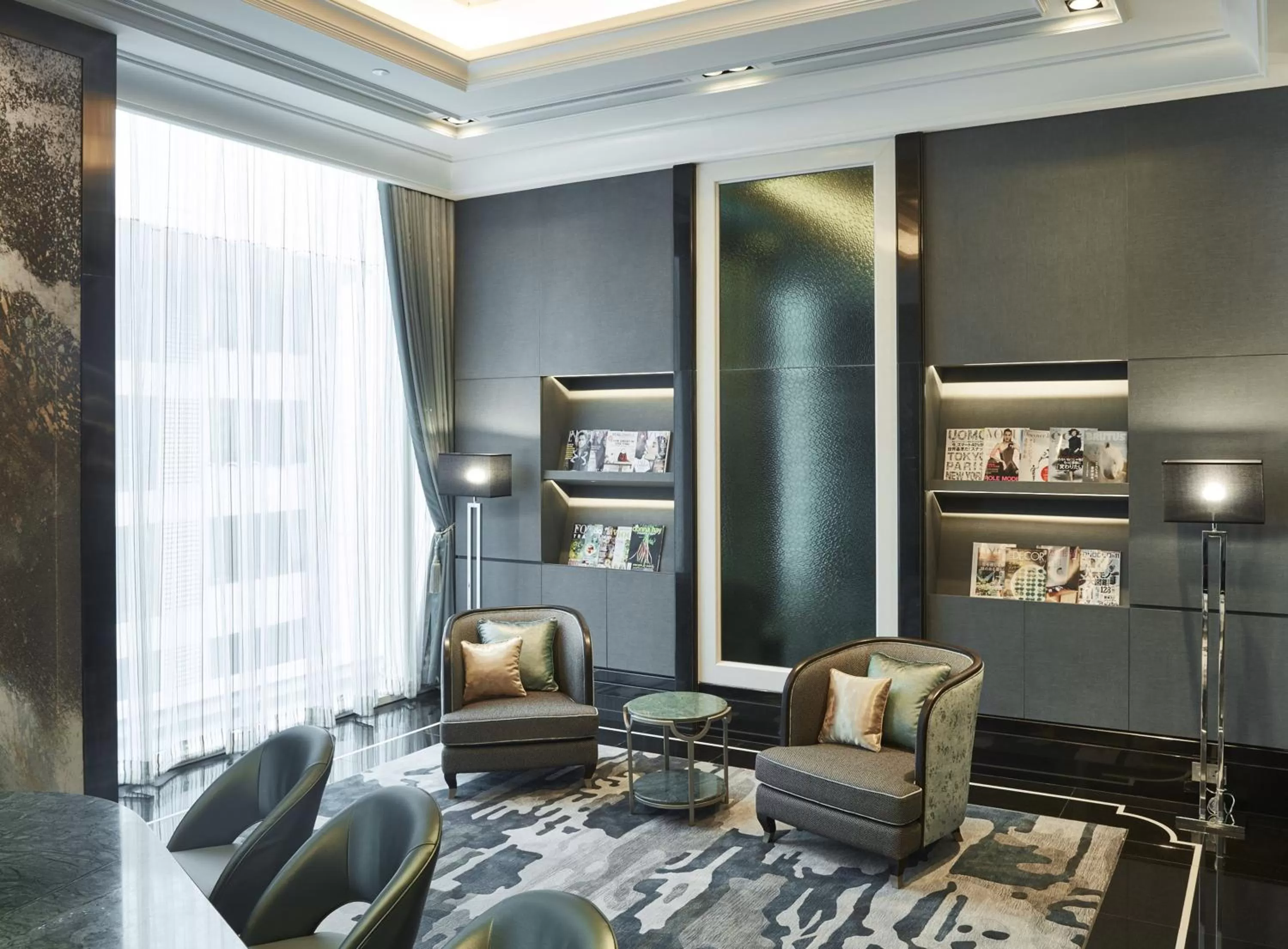 Communal lounge/ TV room in Grande Centre Point Sukhumvit 55 Thong Lo