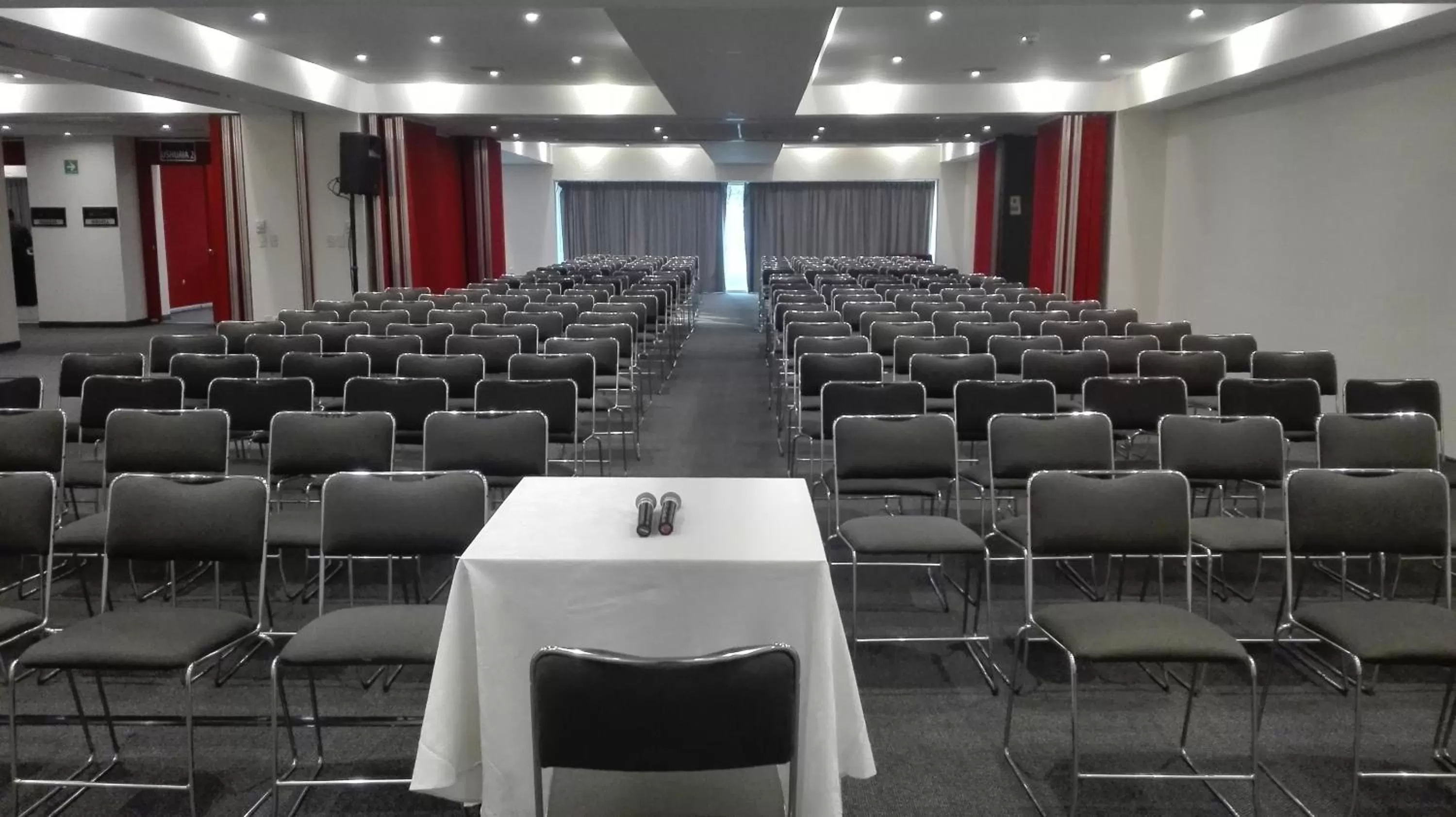 Living room in We Hotel Aeropuerto