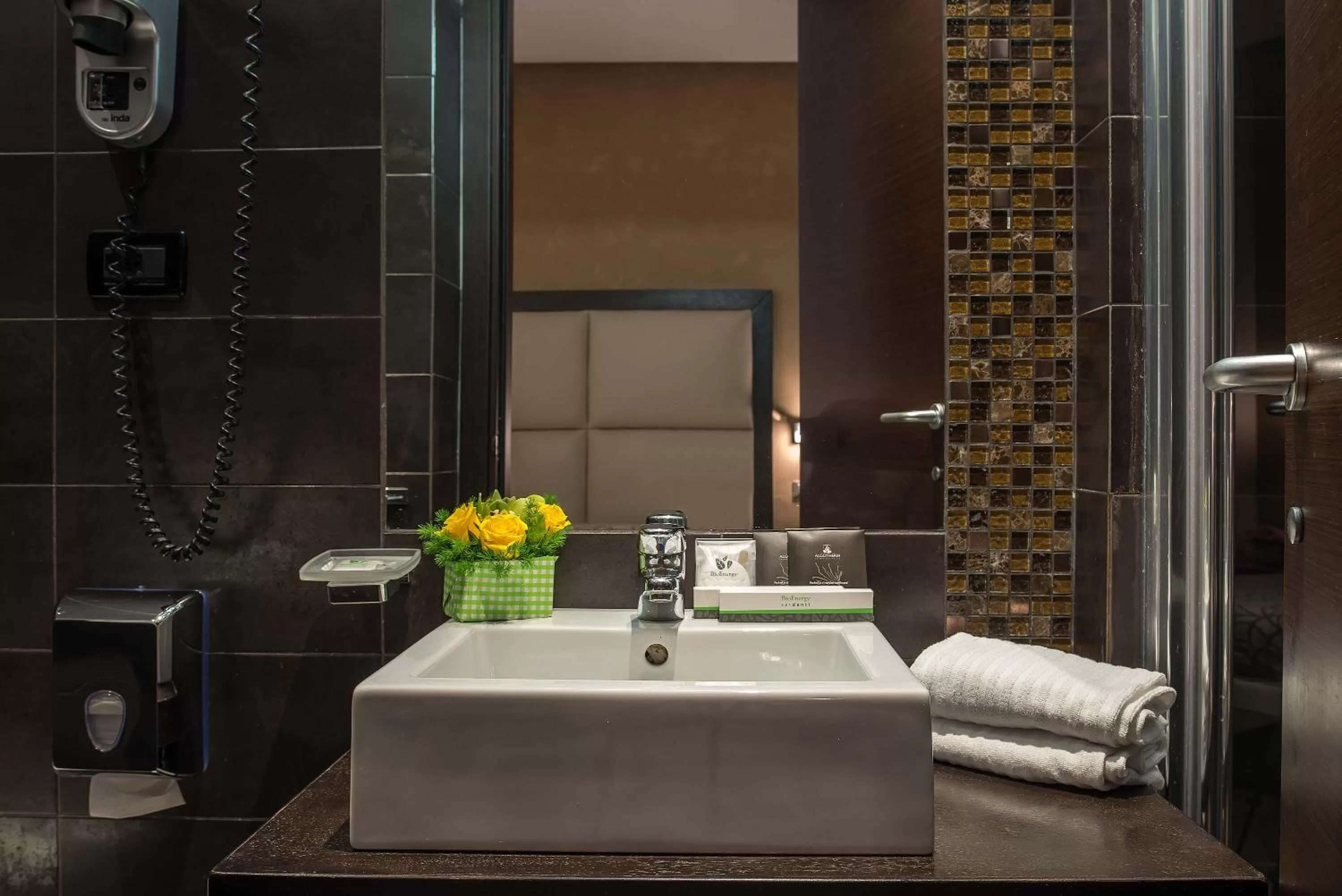 Bathroom in Catone District Hotel