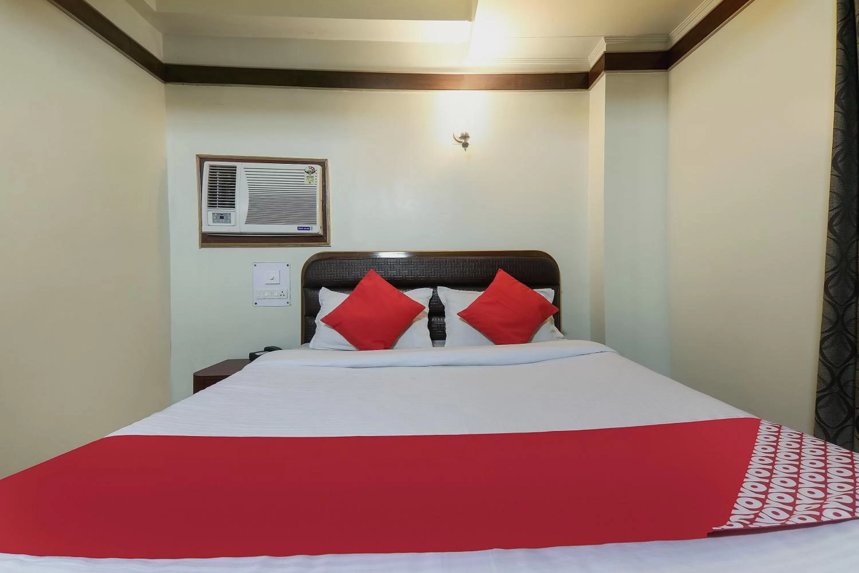 Bedroom in Collection O President