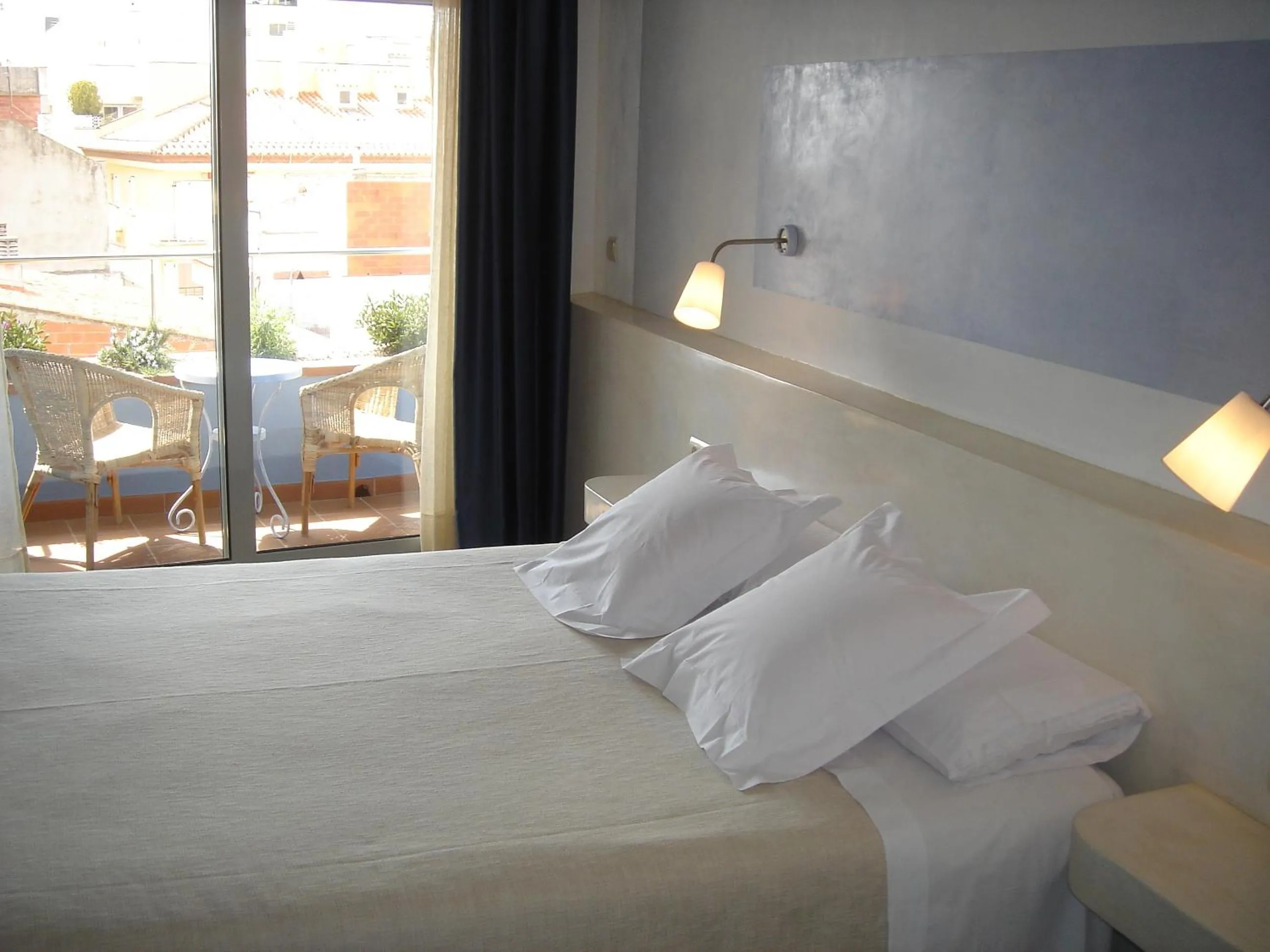 Deluxe Double Room with Balcony in Hotel Carmen