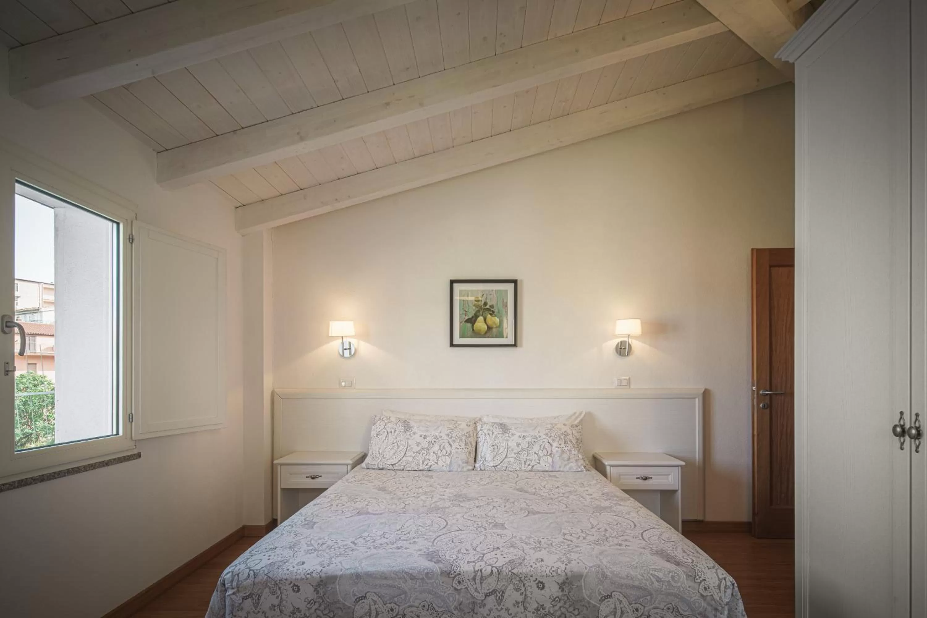 Bed in Sanctuary Armony