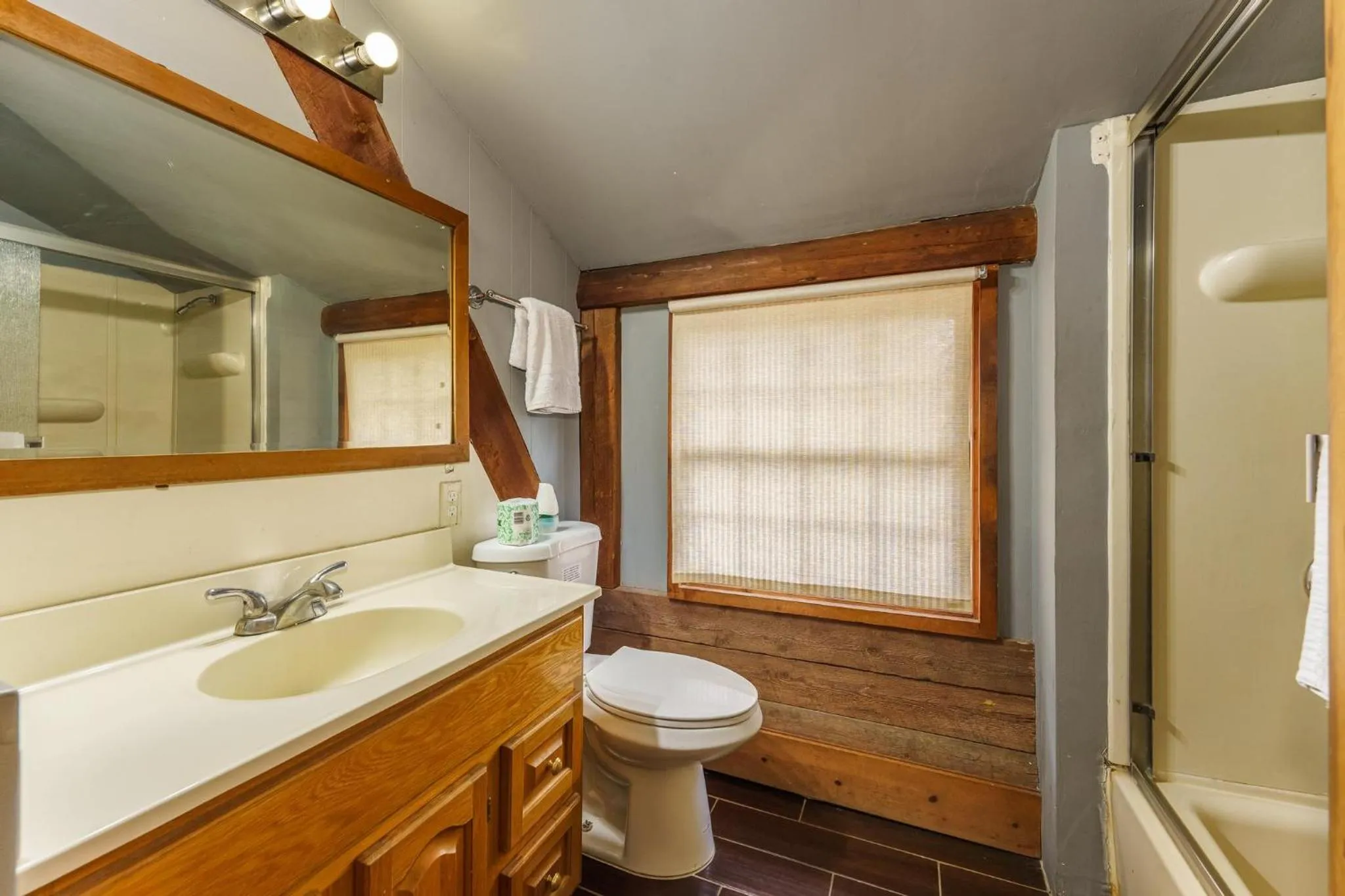 Mountain Trail Lodge and Vacation Rentals