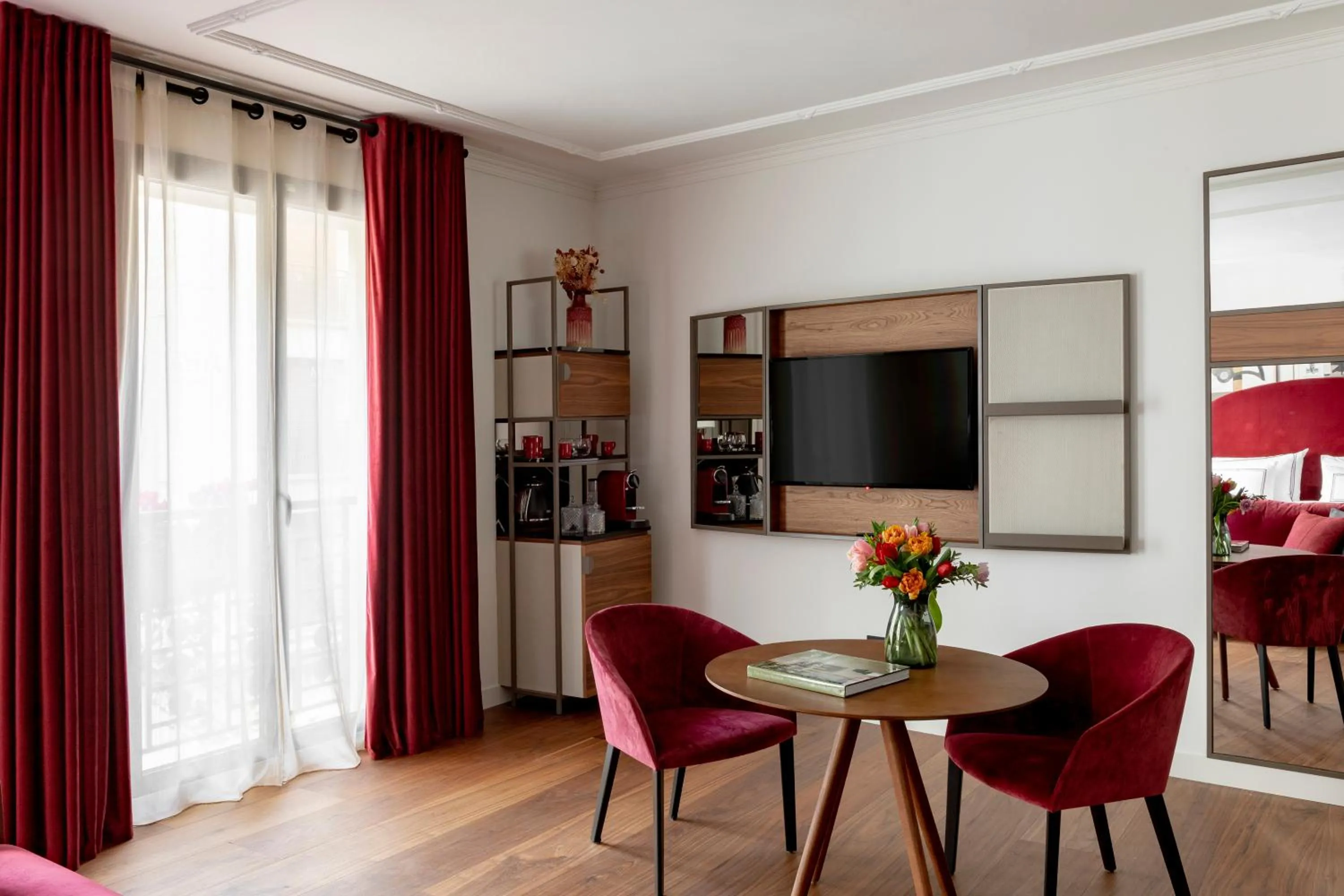 TV and multimedia in Villa Marquis a Member of Melia Collection Tour Eiffel