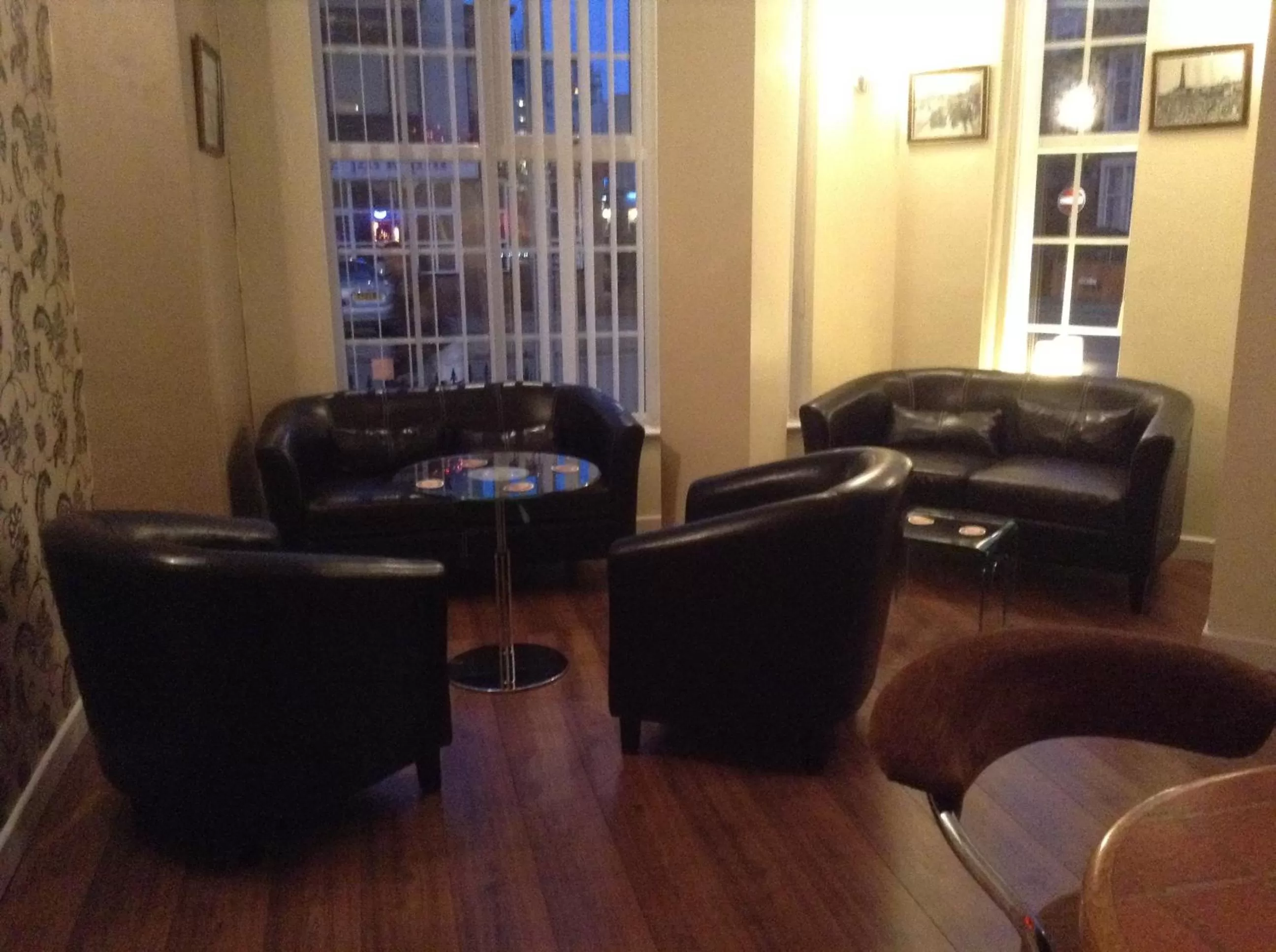 Summer, Seating Area in Legends Hotel