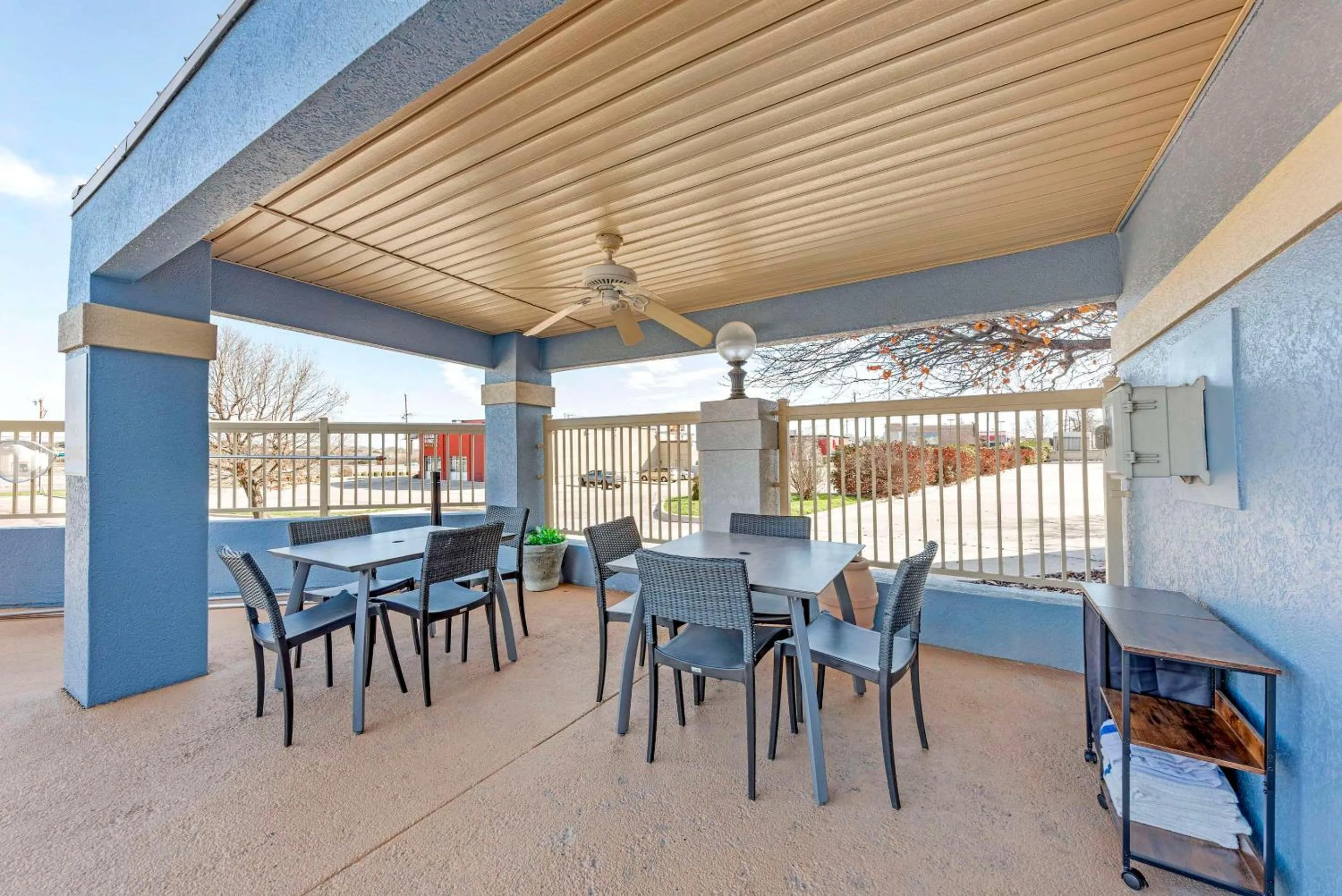 Swimming pool, Restaurant/Places to Eat in Hampton Inn Killeen