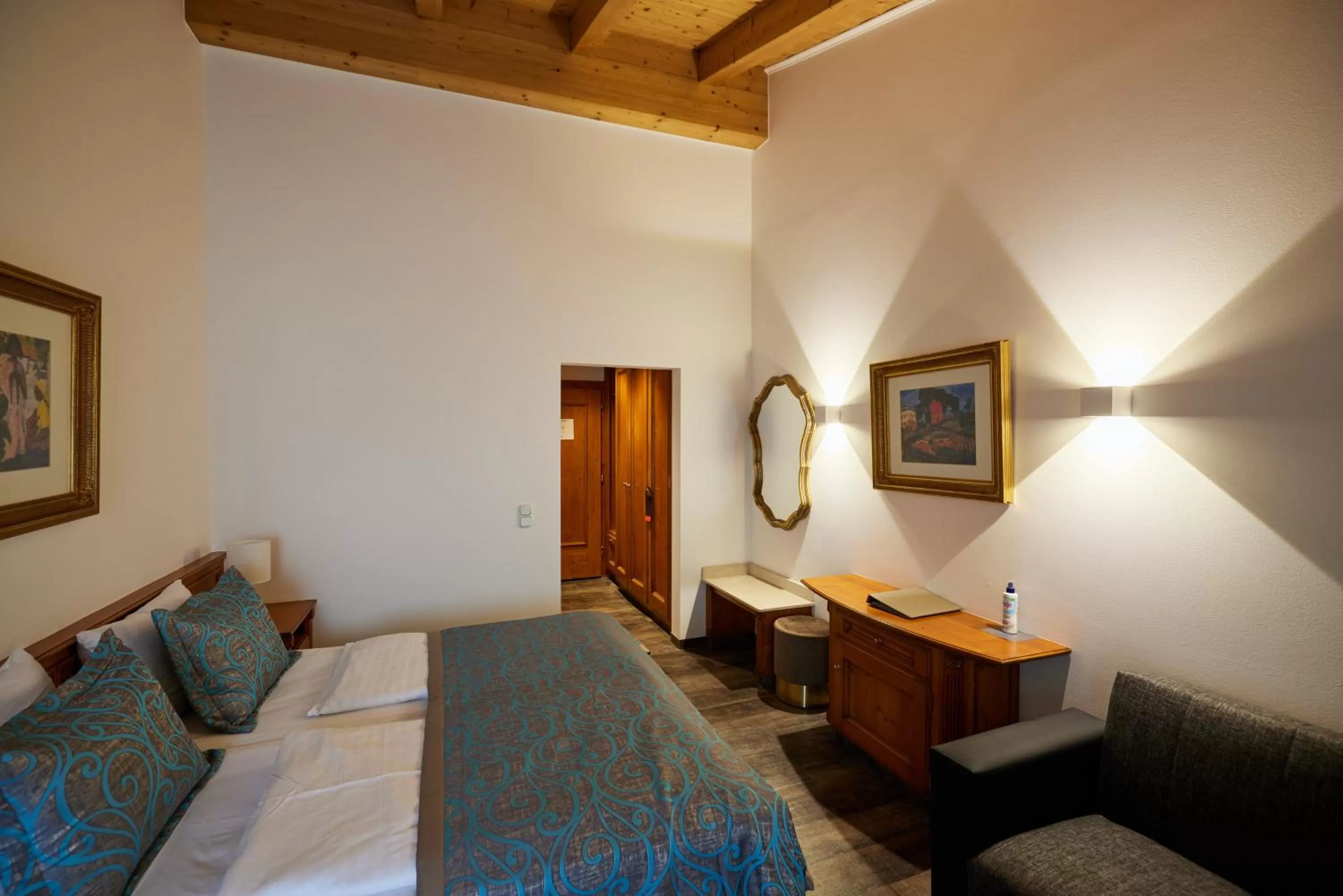 Bed in Atlas Posthotel