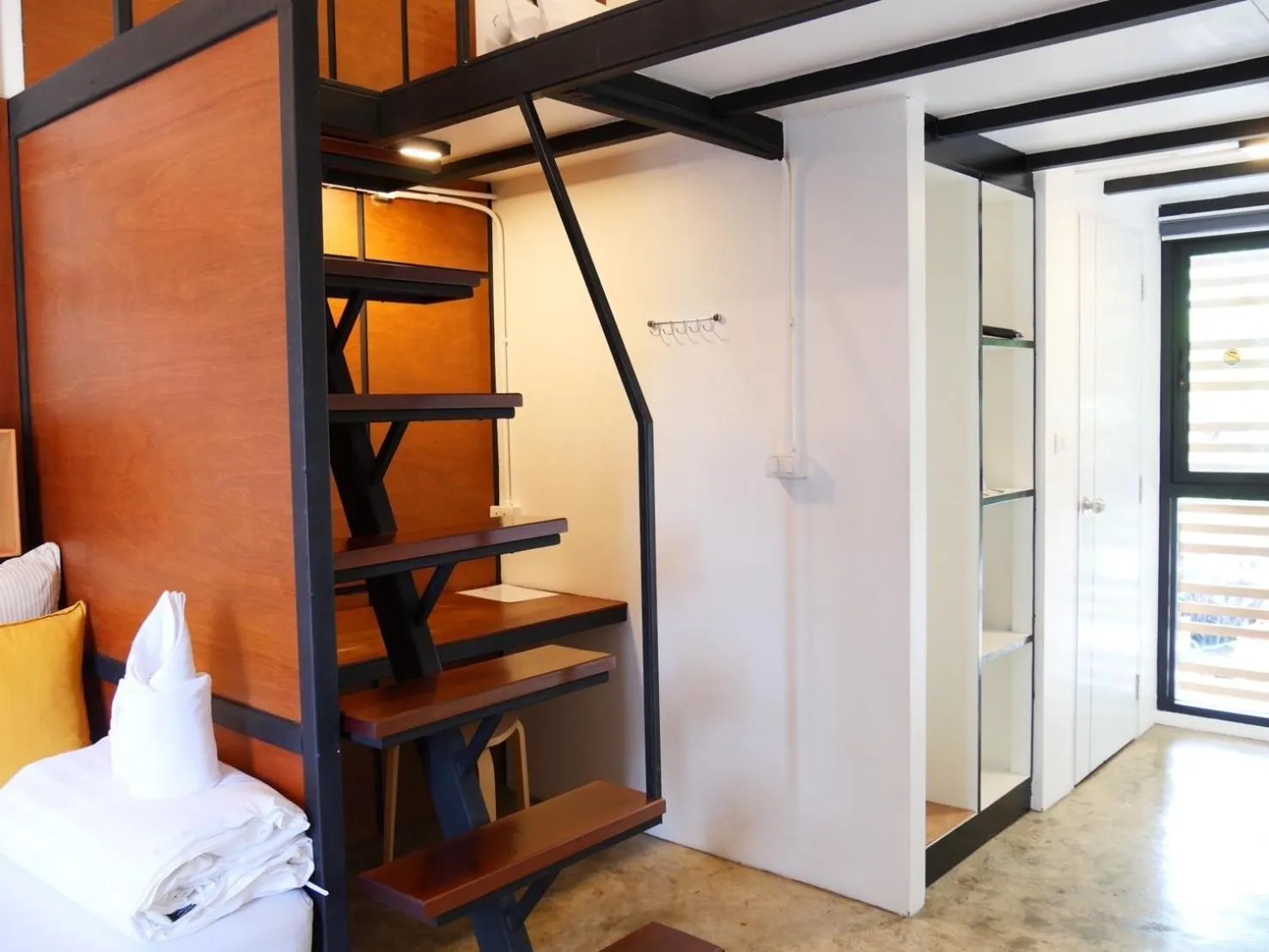 Bedroom, Bed in Book a Bed Poshtel - SHA Plus