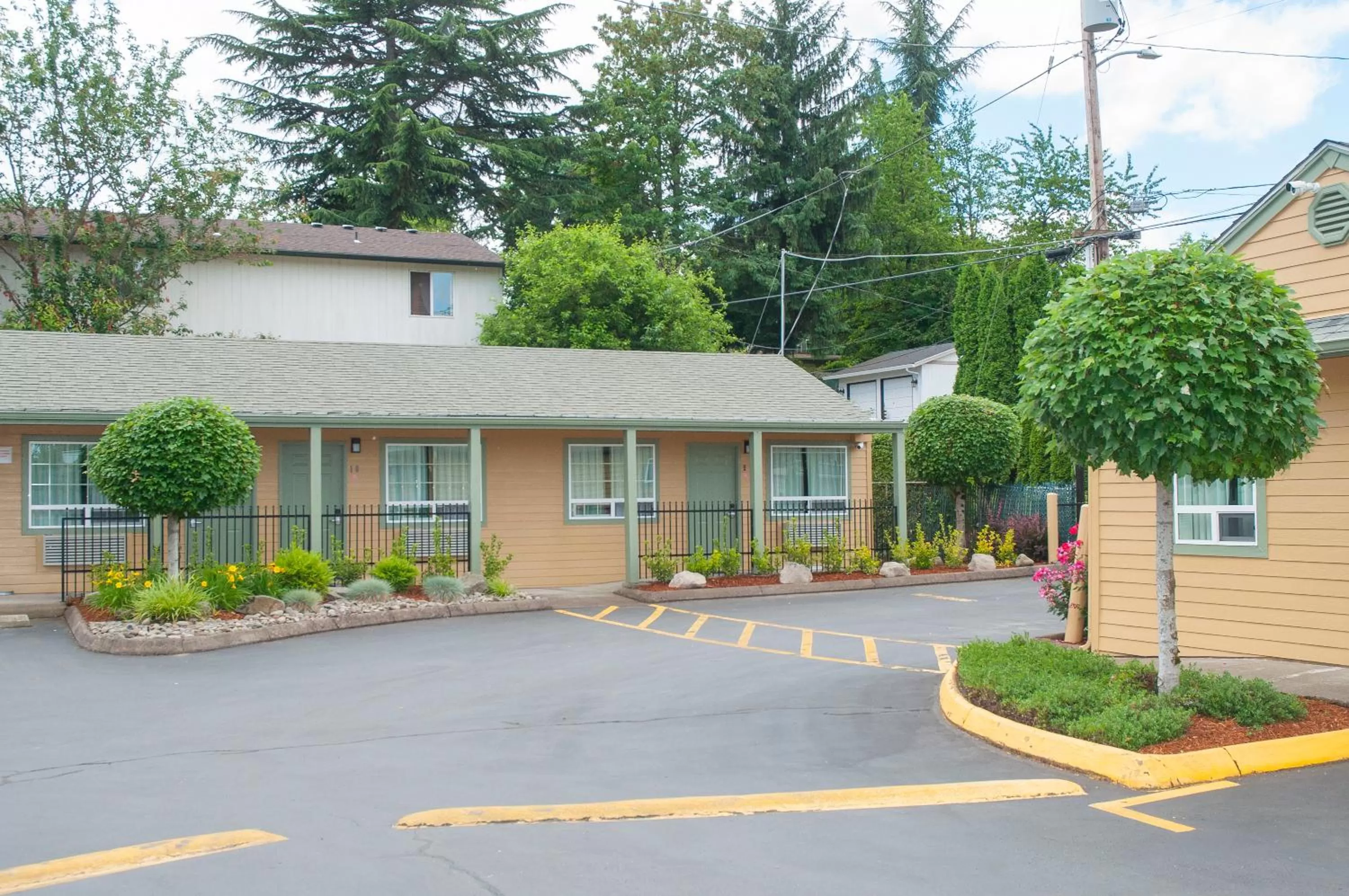 Nordic Inn and Suites