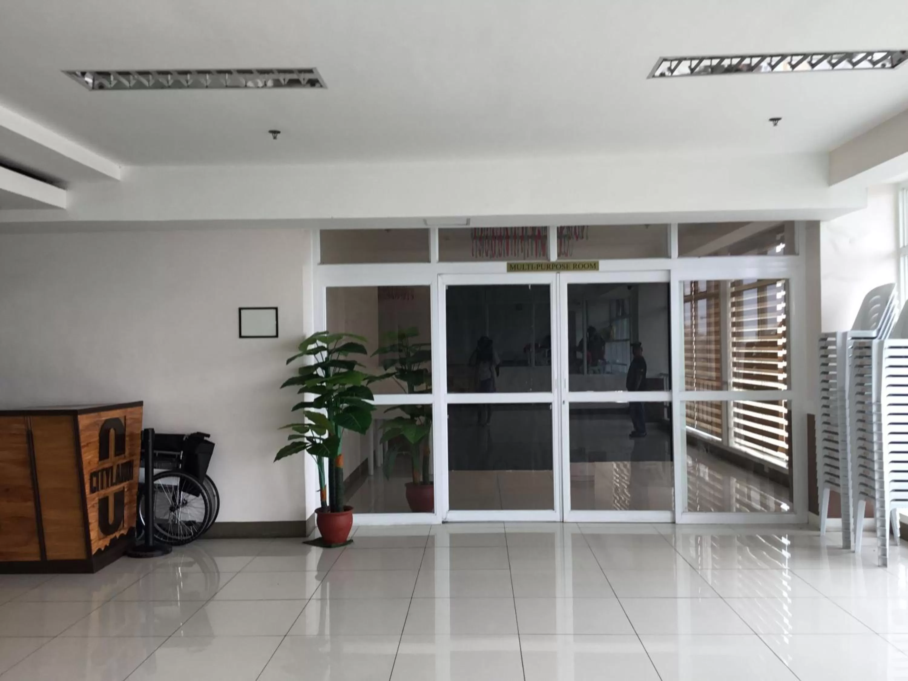 Condo with Free Swimming Pool & Viewing Deck