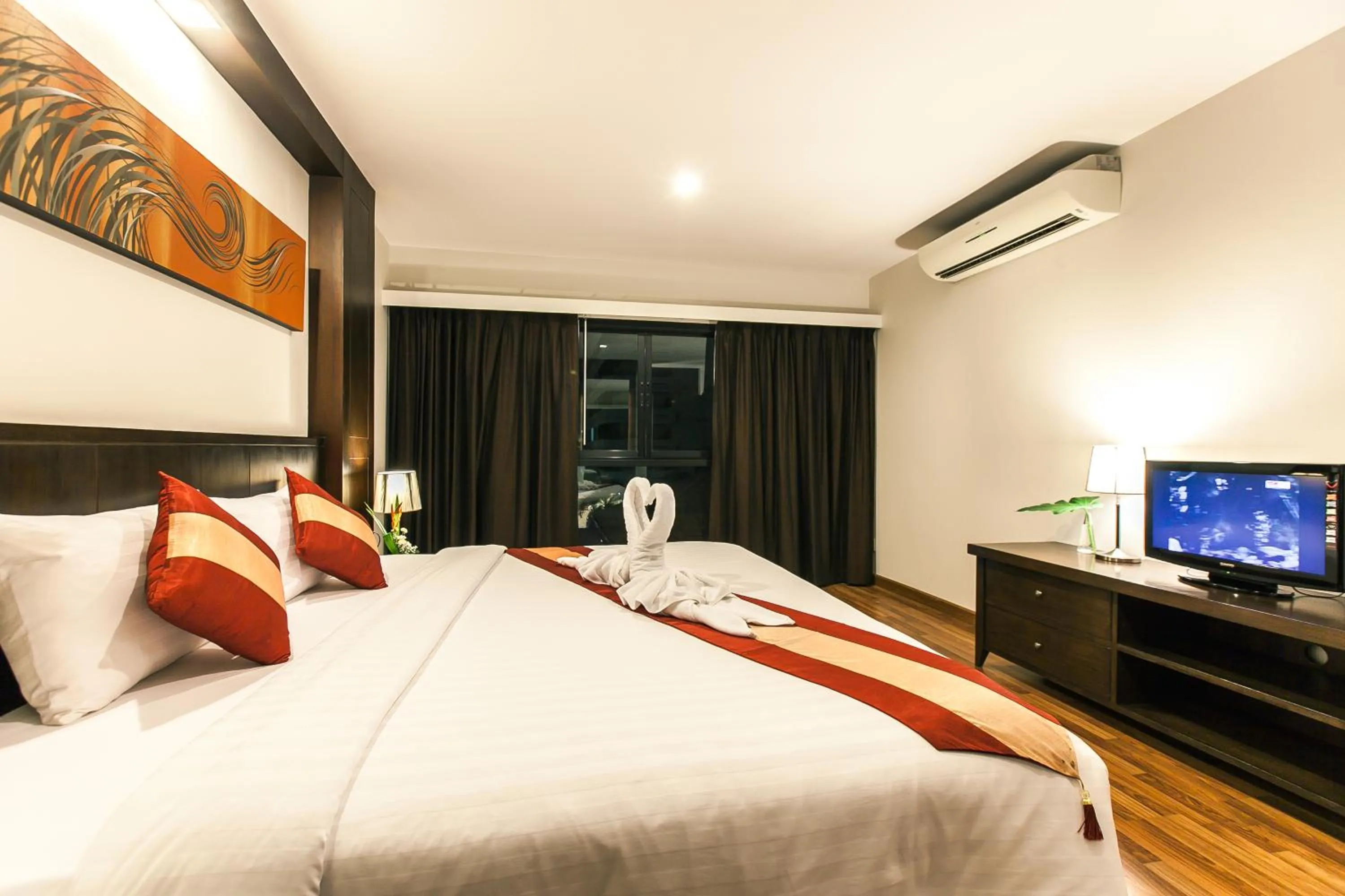 Bed in Fifth Pattaya Jomtien By Shiwalai Int
