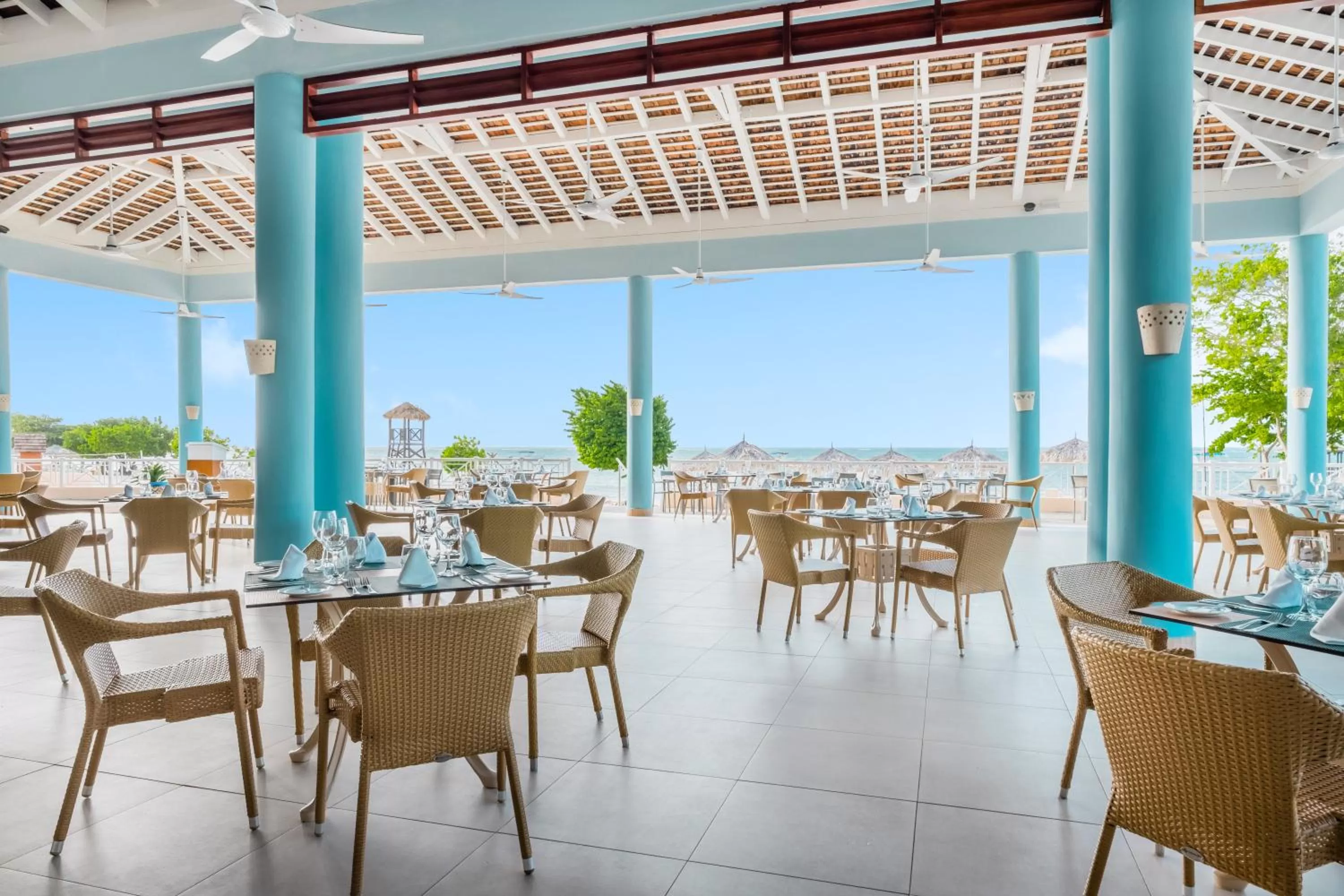 Restaurant/places to eat in Iberostar Waves Rose Hall Beach - All Inclusive