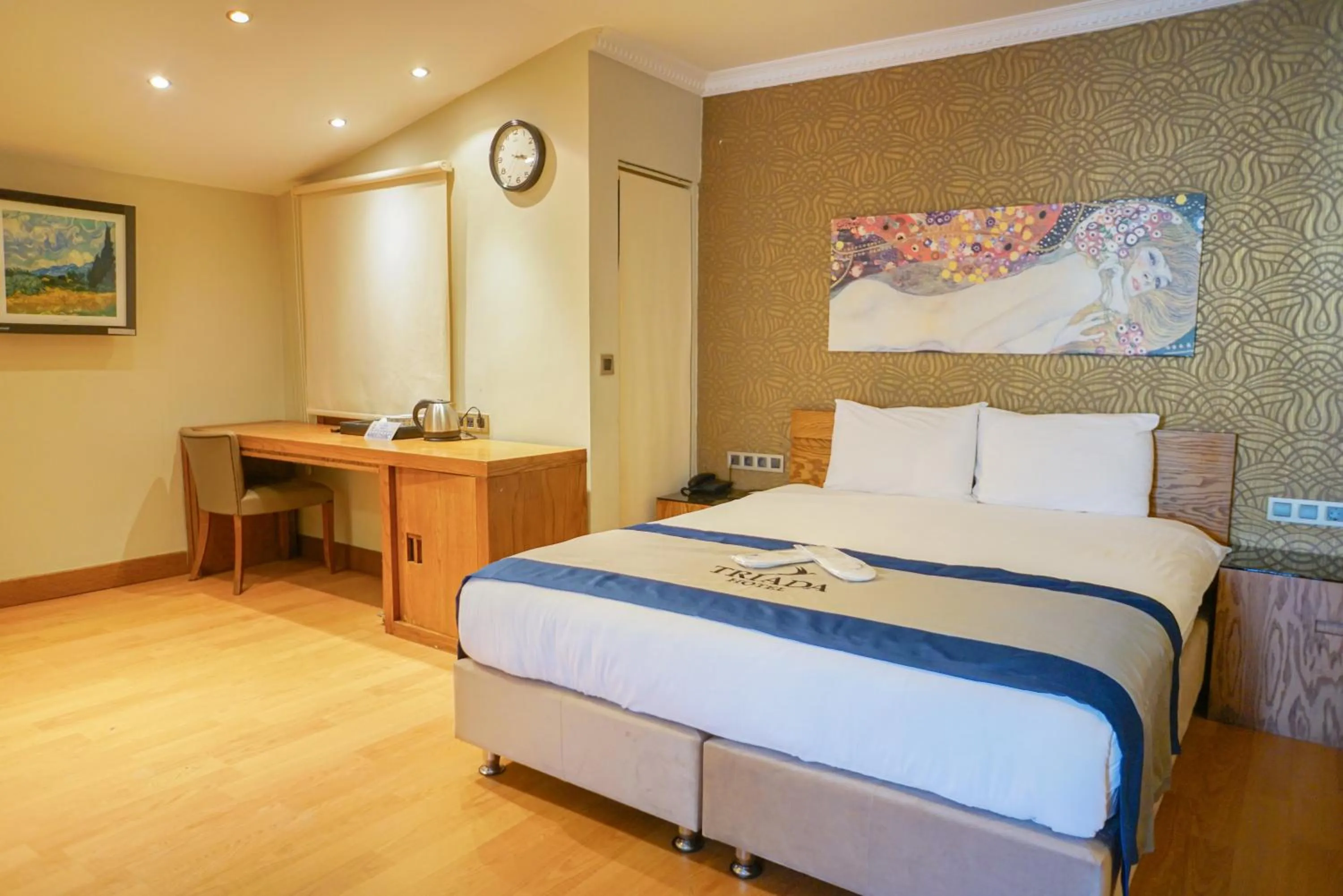 Bedroom, Bed in Triada Hotel Taksim - Special Category