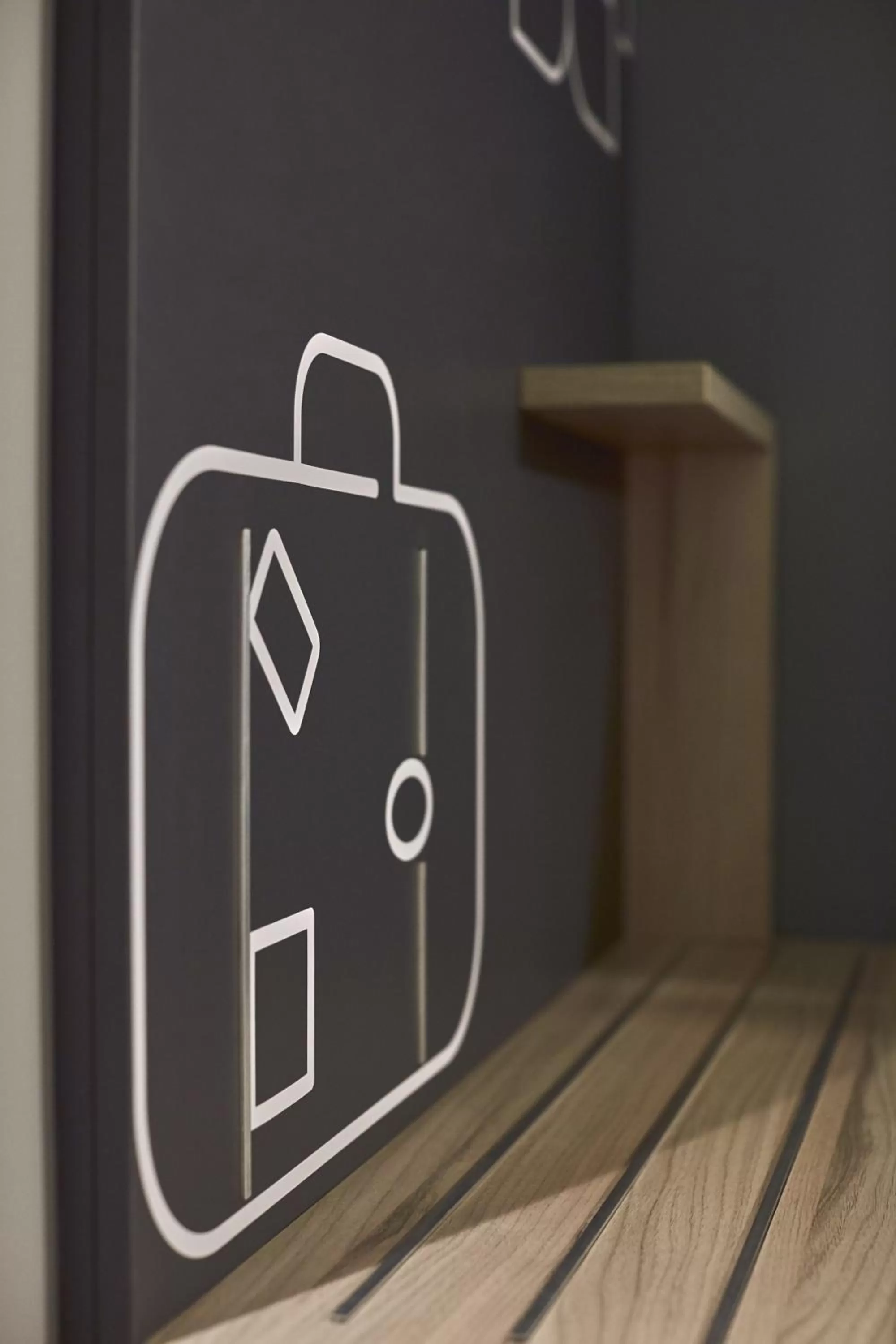 Photo of the whole room in One Acapulco Diamante