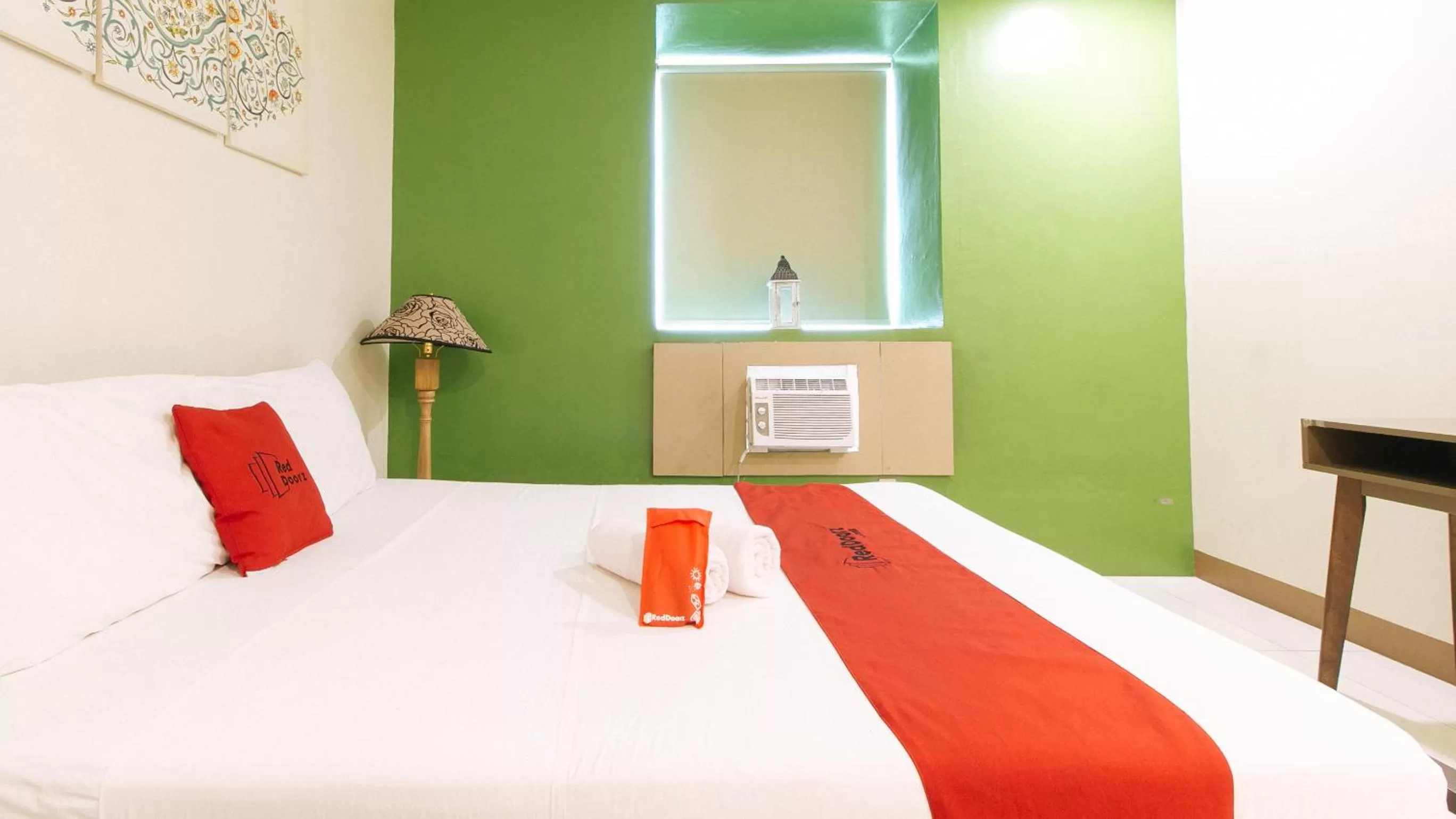 Photo of the whole room, Bed in RedDoorz Plus at Kamuning Quezon City