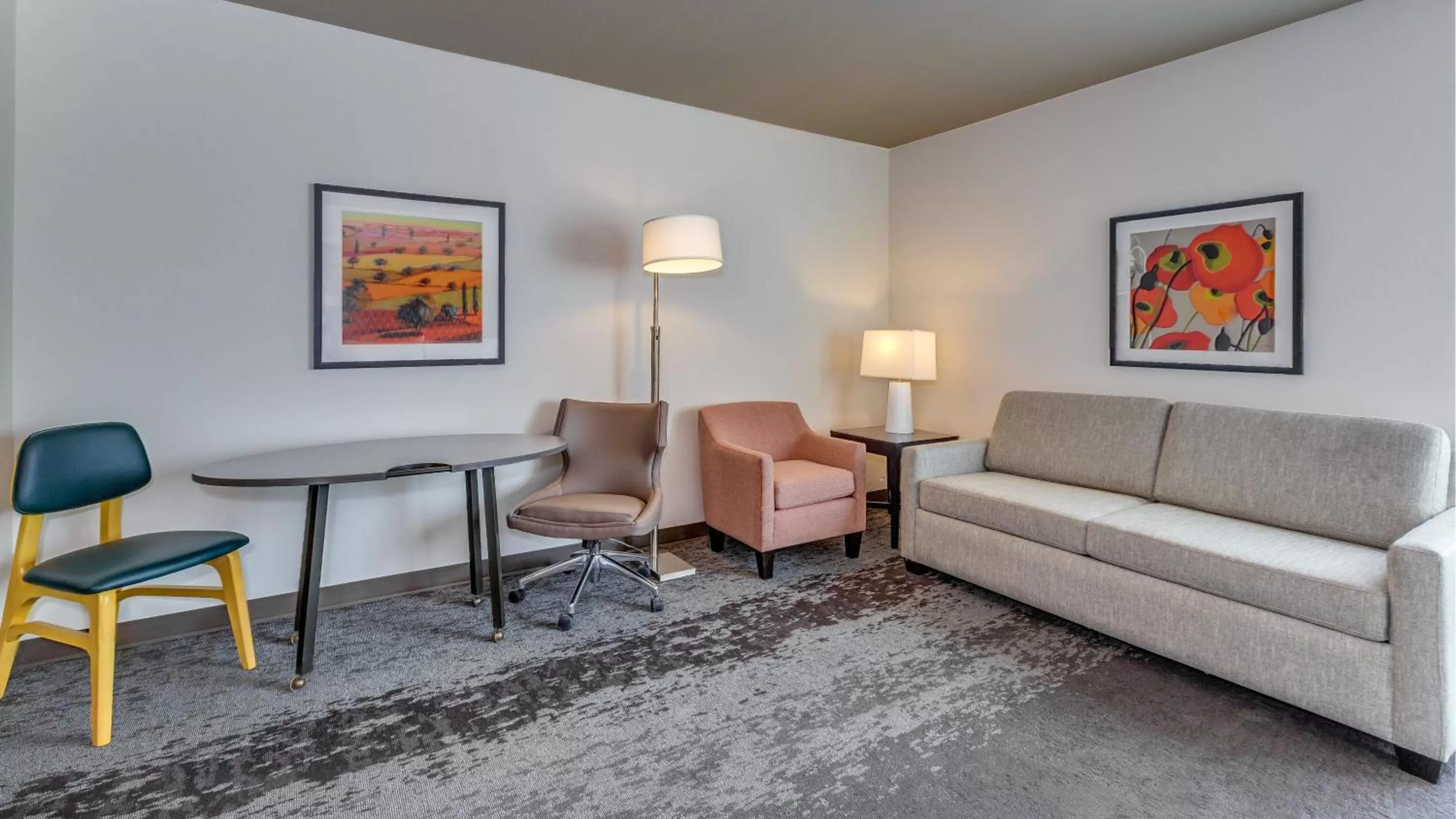 Photo of the whole room in Holiday Inn & Suites Bellingham by IHG