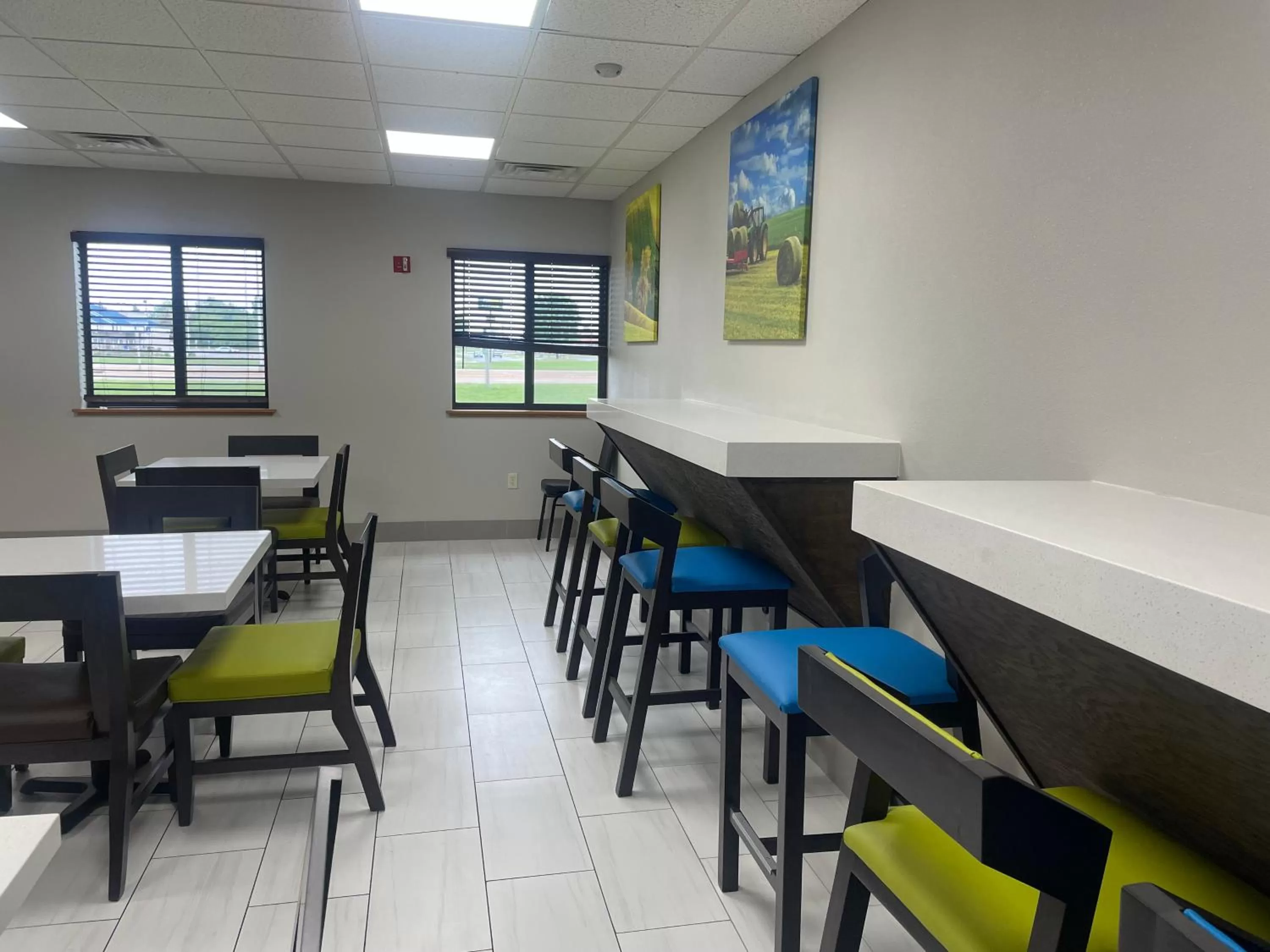 Breakfast in Clarion Pointe Tomah