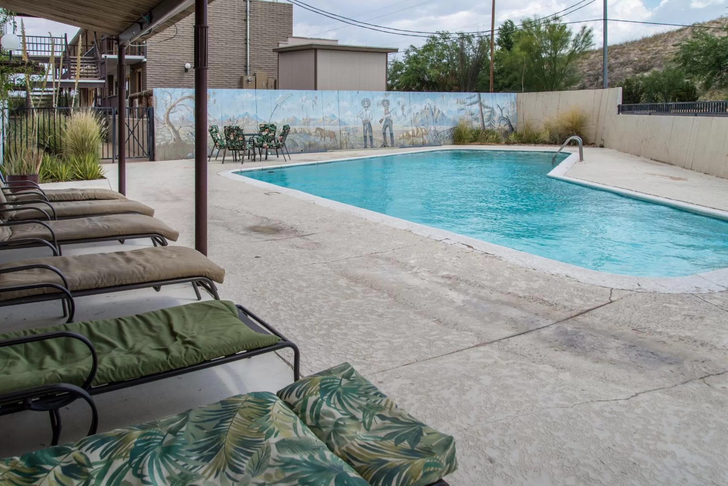 Landmark Lookout Lodge