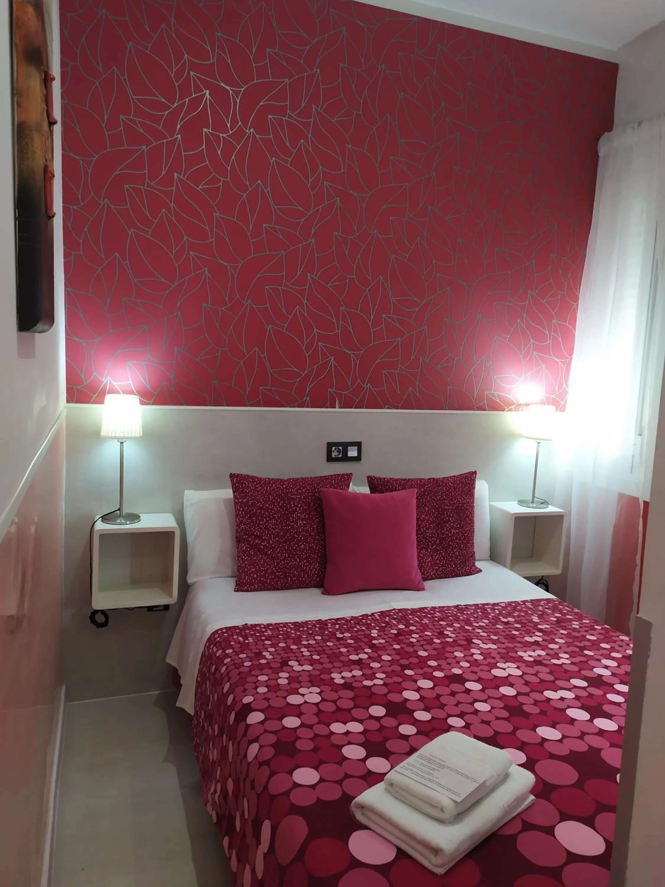 Photo of the whole room, Bed in Hostal Inn Madrid