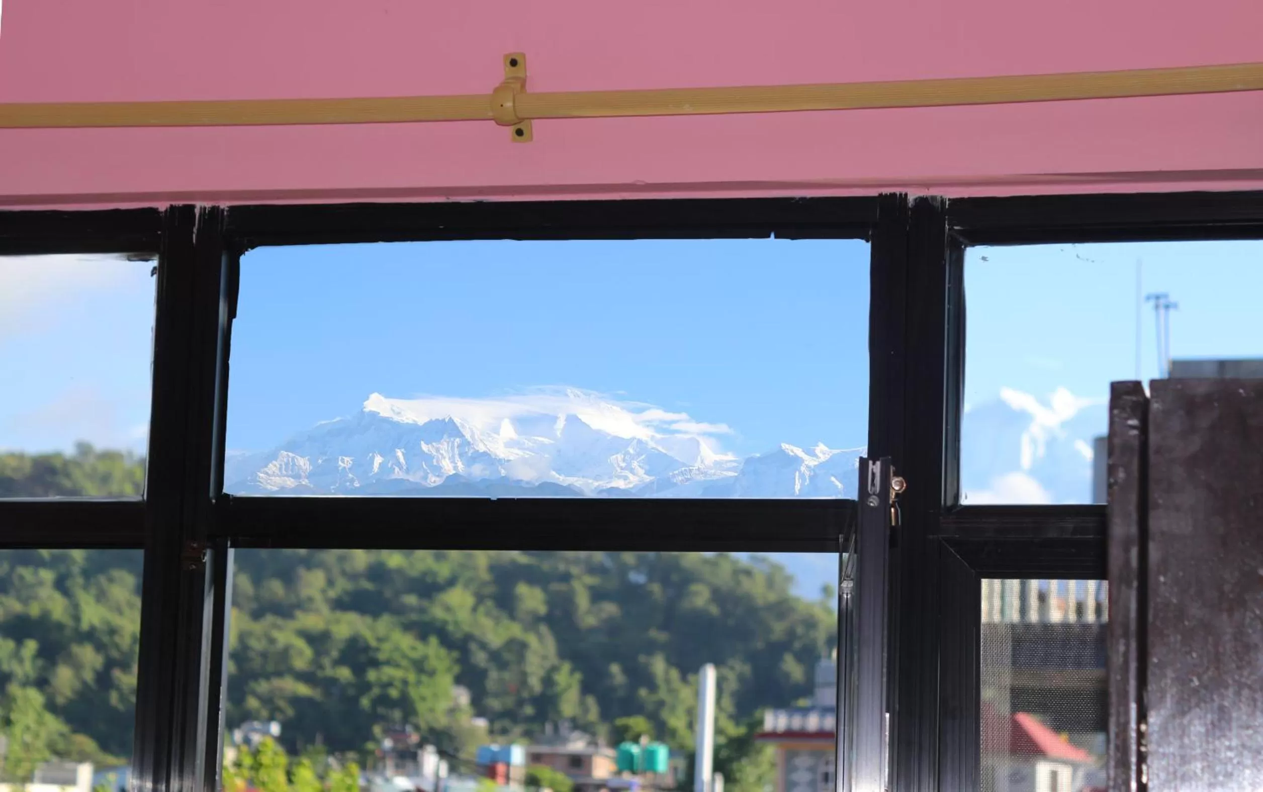 Mountain view in Hotel Buttercup