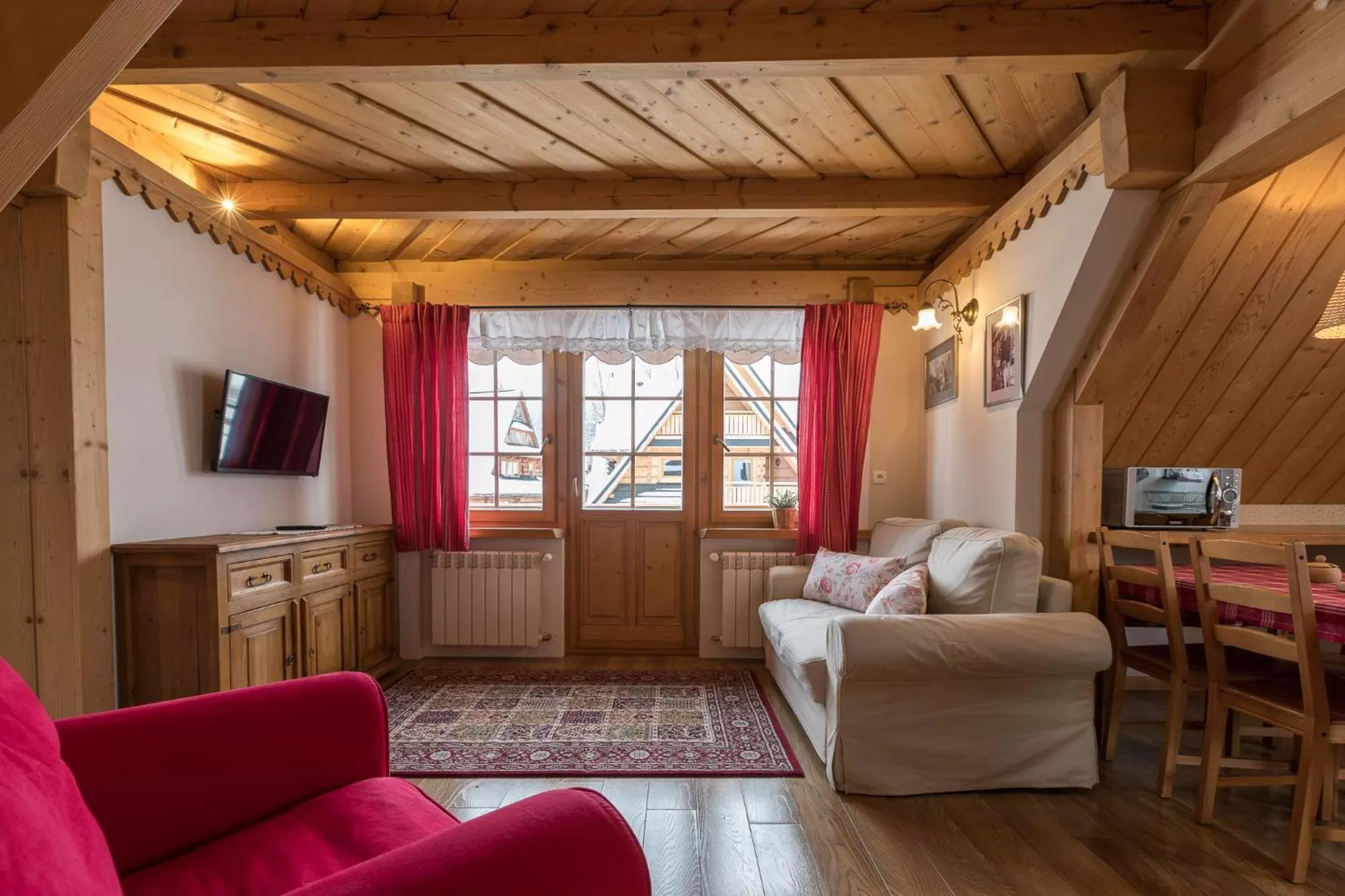 Bed in Bambi Cottage