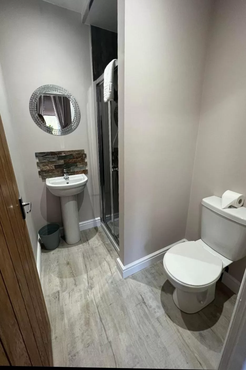 Bathroom in The Railway Crossings