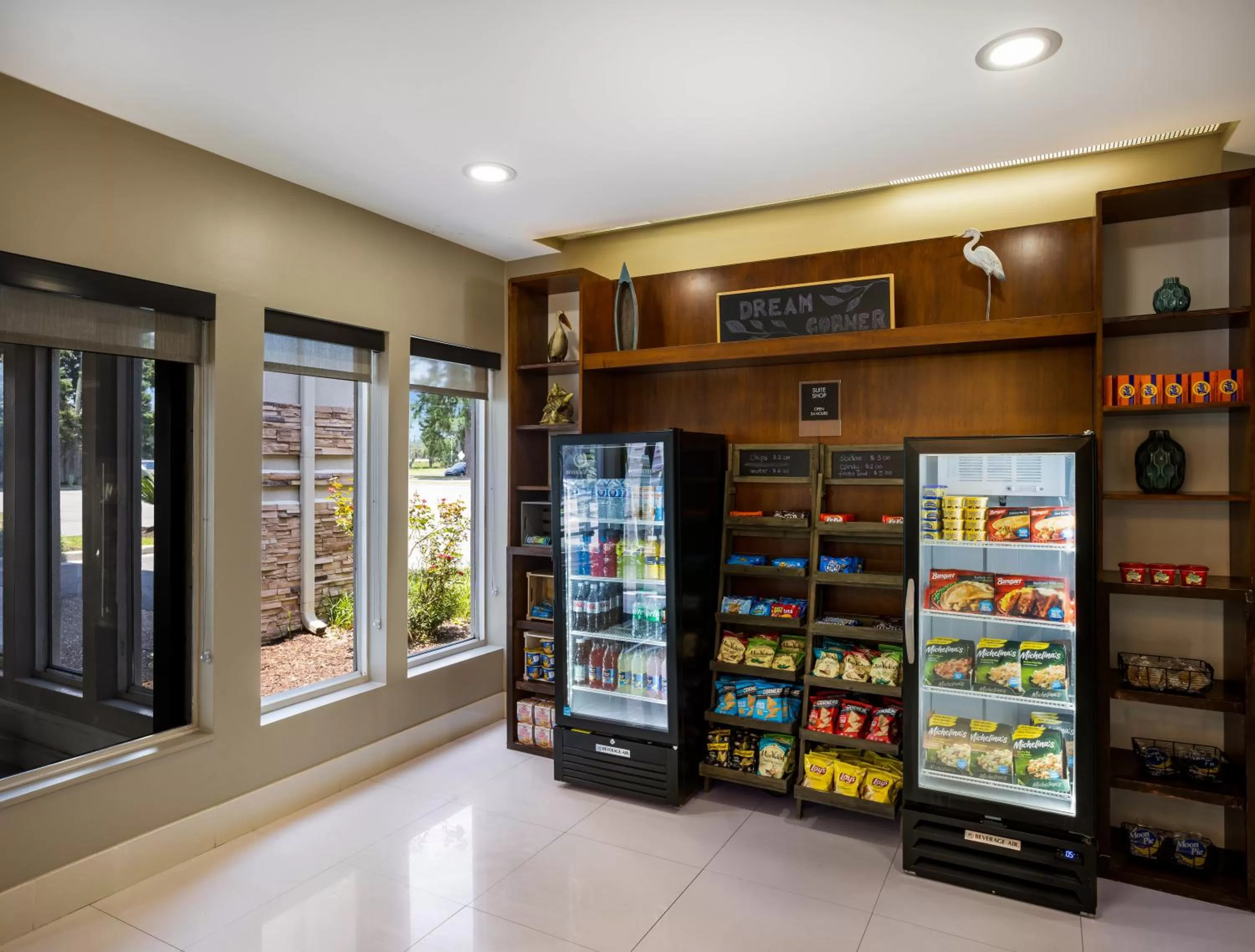 Food in MainStay Suites Savannah Midtown