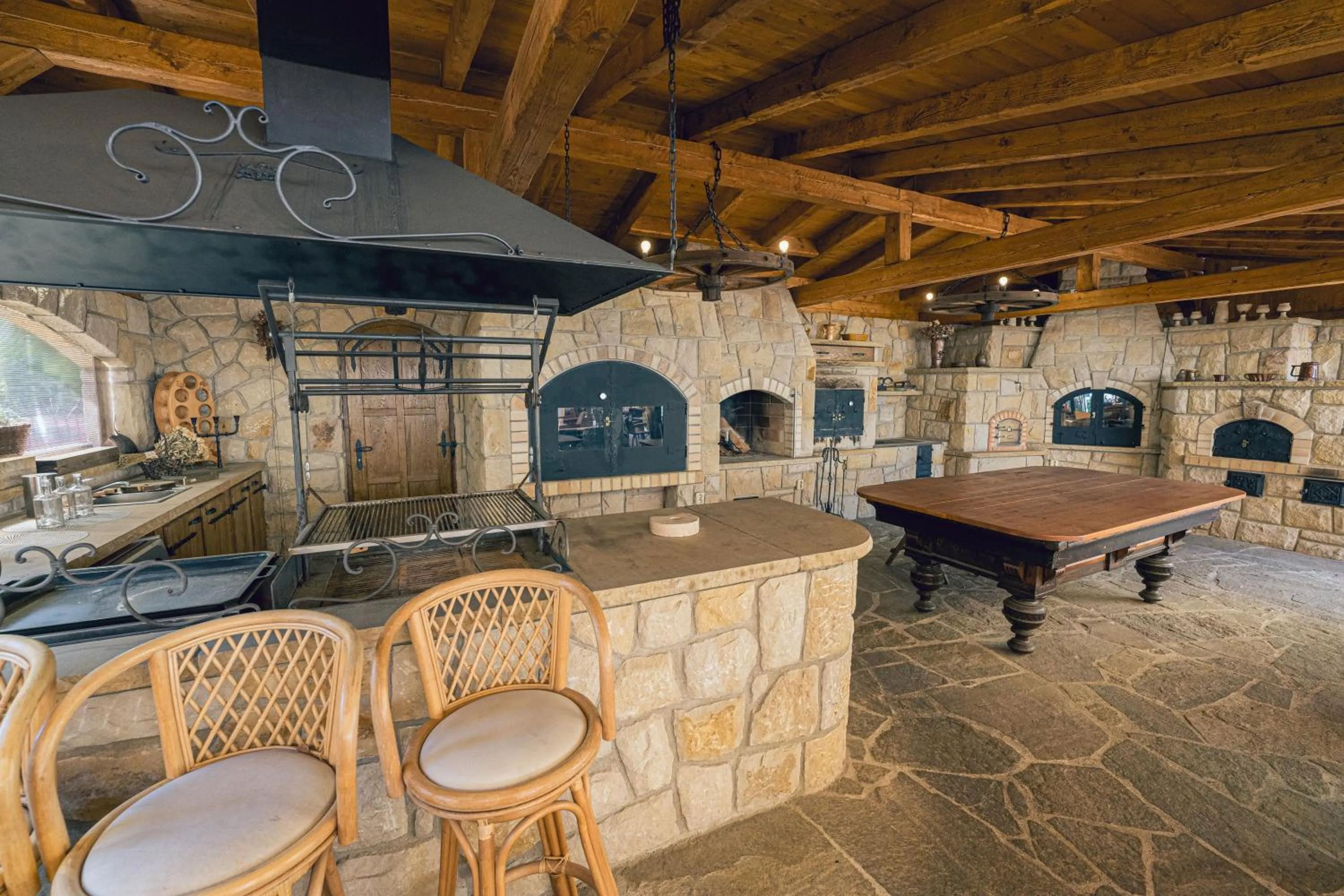 BBQ facilities in Hotel Svatojánský Dvůr